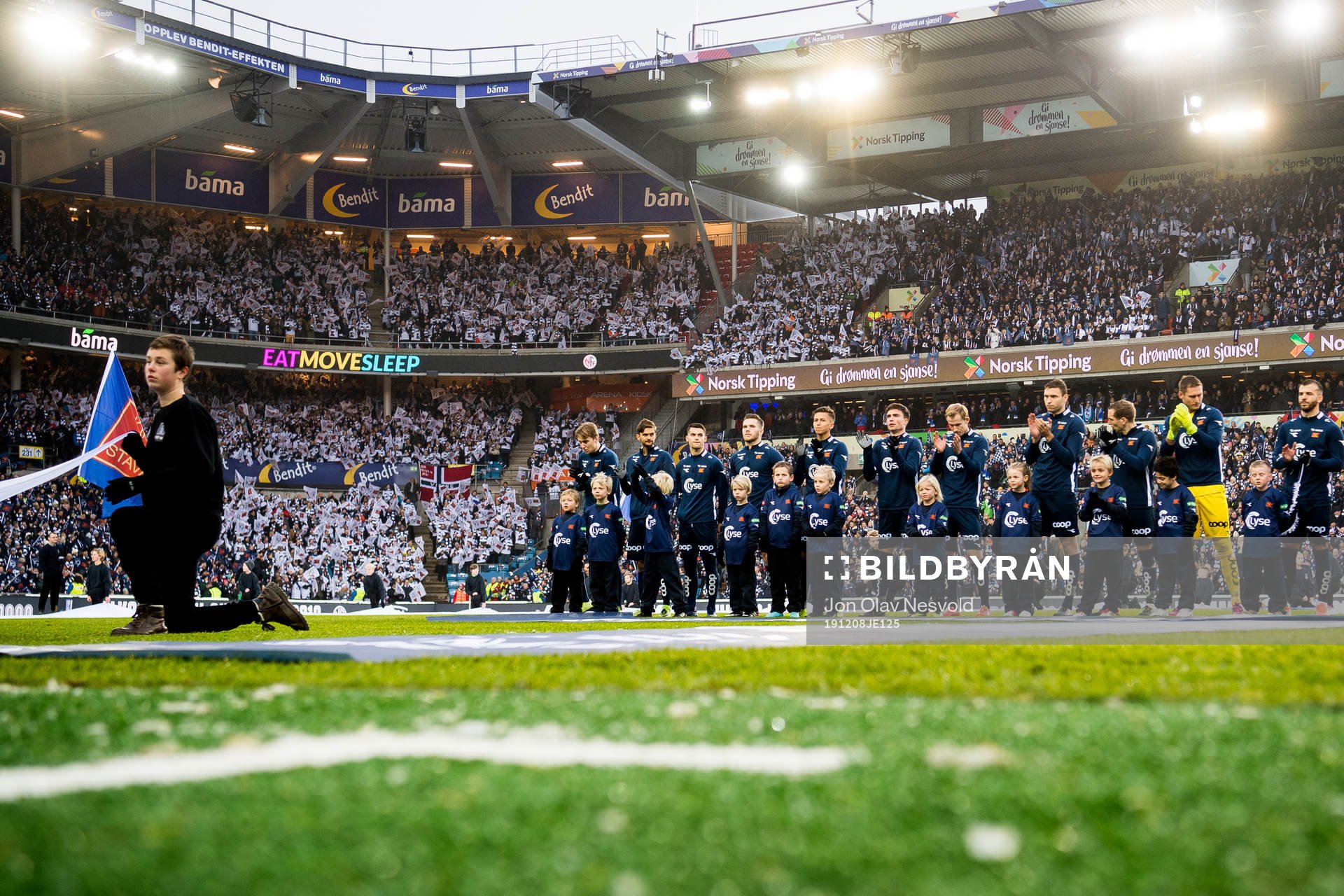 The players of Viking