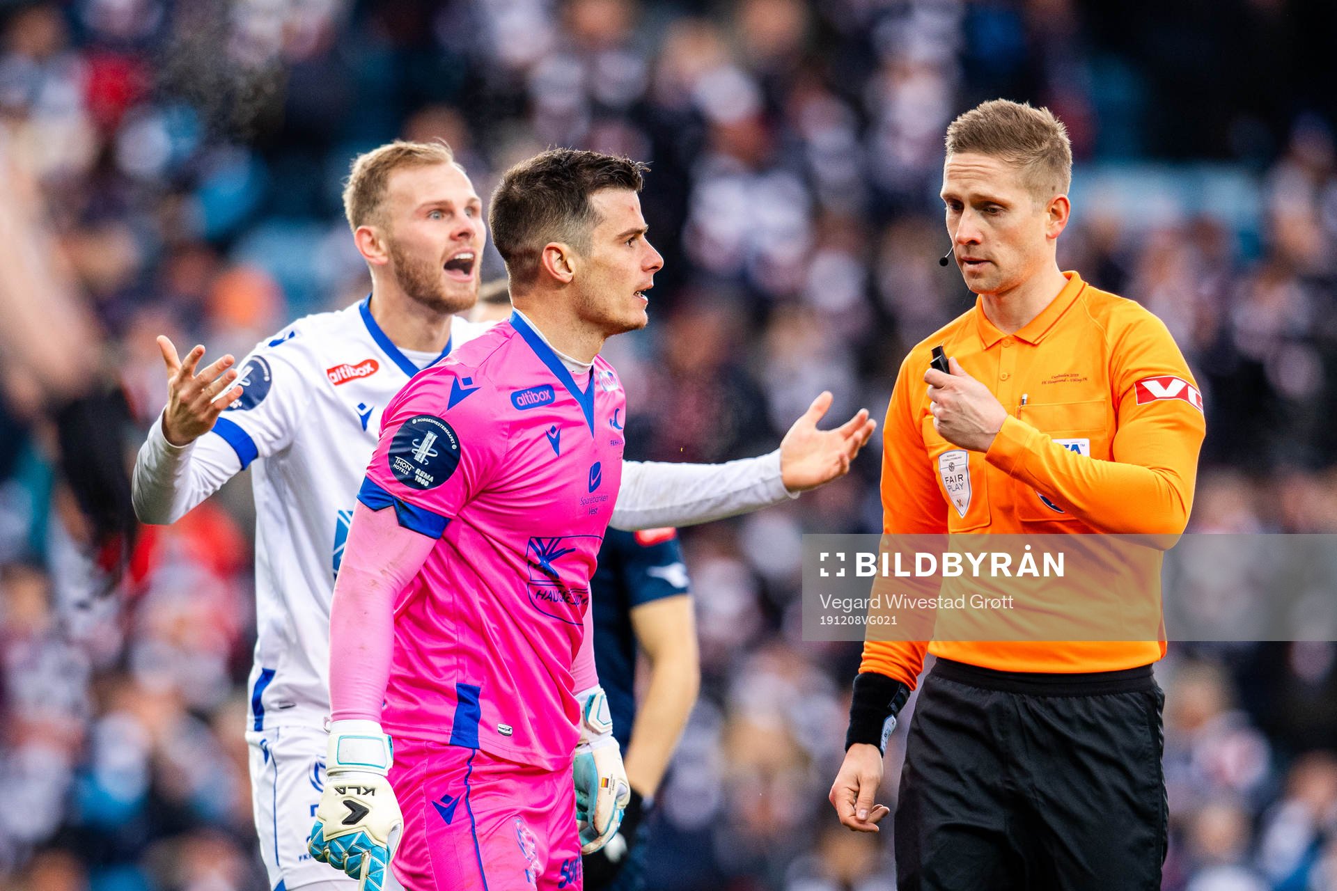 Thore Baardsen Pedersen and Goalkeeper Helge Sandvik of