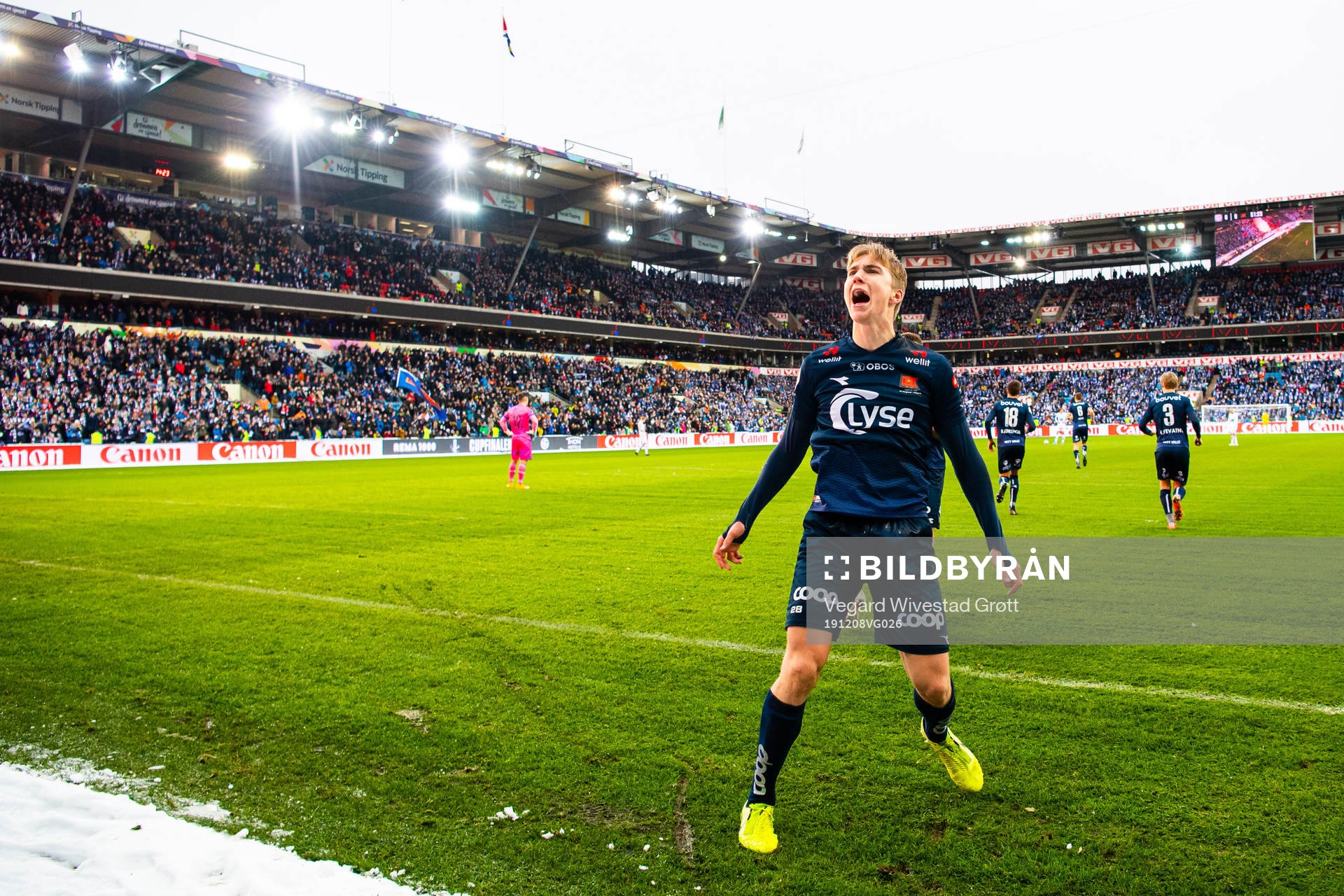 Kristian Thorstvedt of Viking celebrate the 0-1 goal