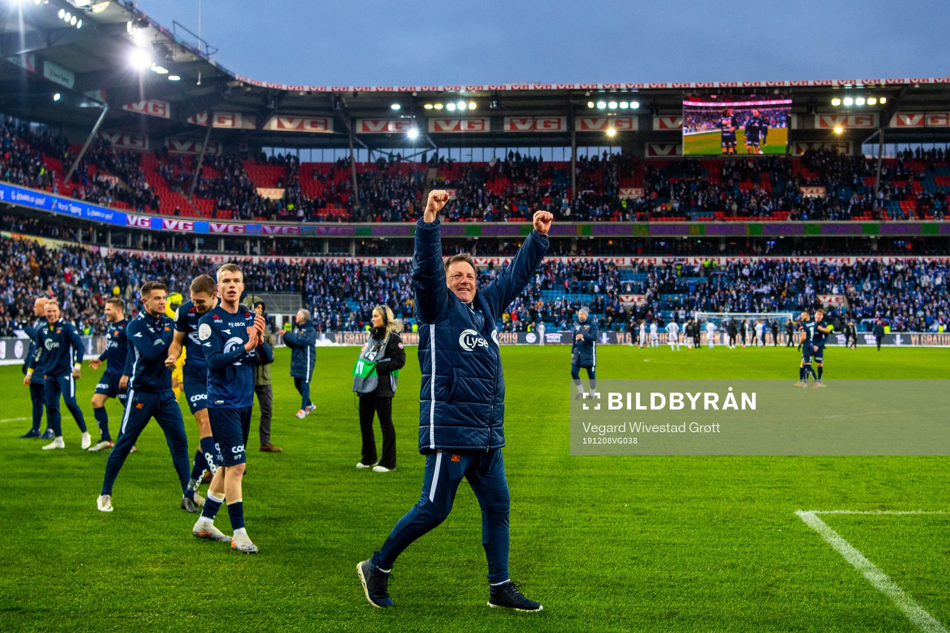 Bjarne Berntsen, head coach of Viking, celebrates