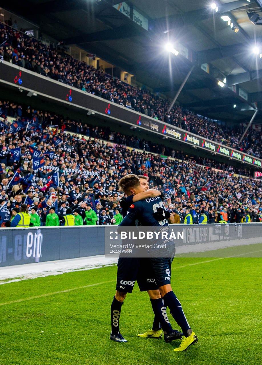 Ylldren Ibrahimaj and Adrian Pereira of Viking celebrate
