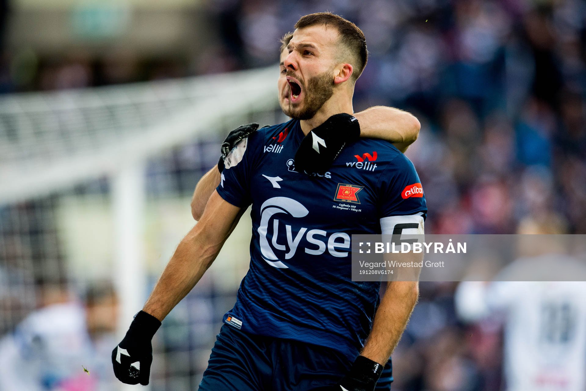 Zlatko Tripic of Viking celebrates