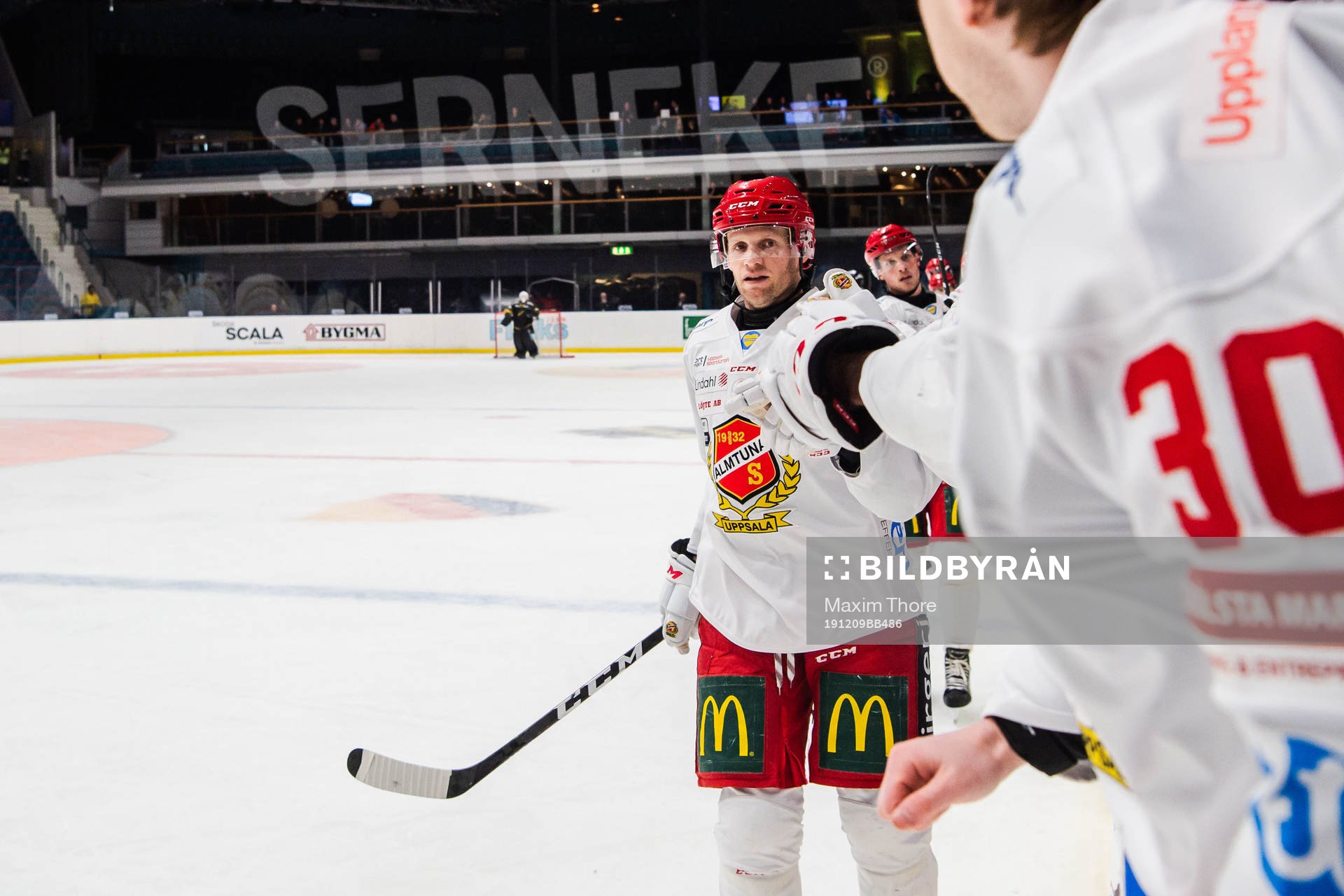 Almtunas Tony Mårtensson jublar