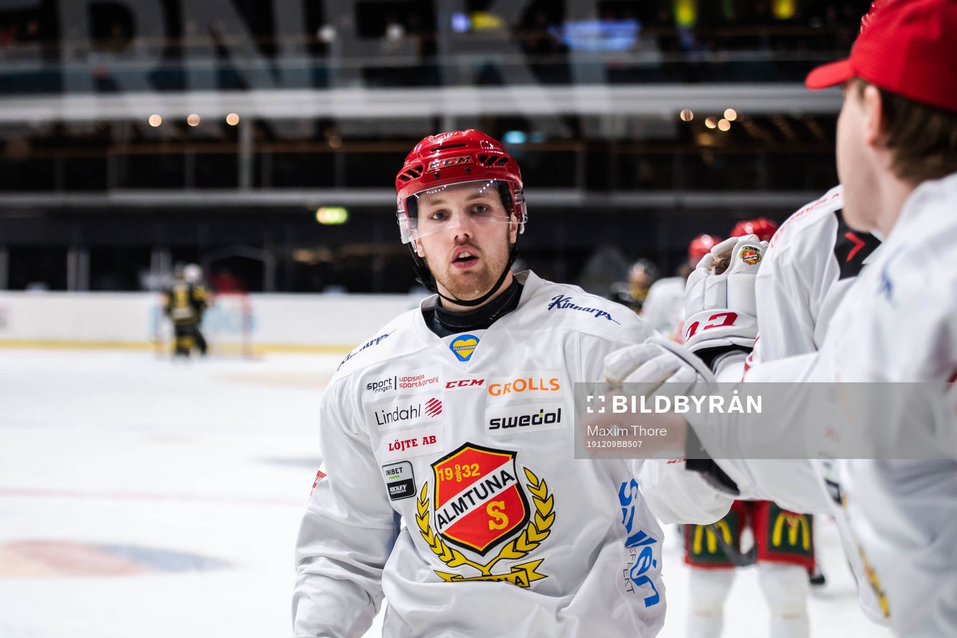 Almtunas Mattias Johansson jublar