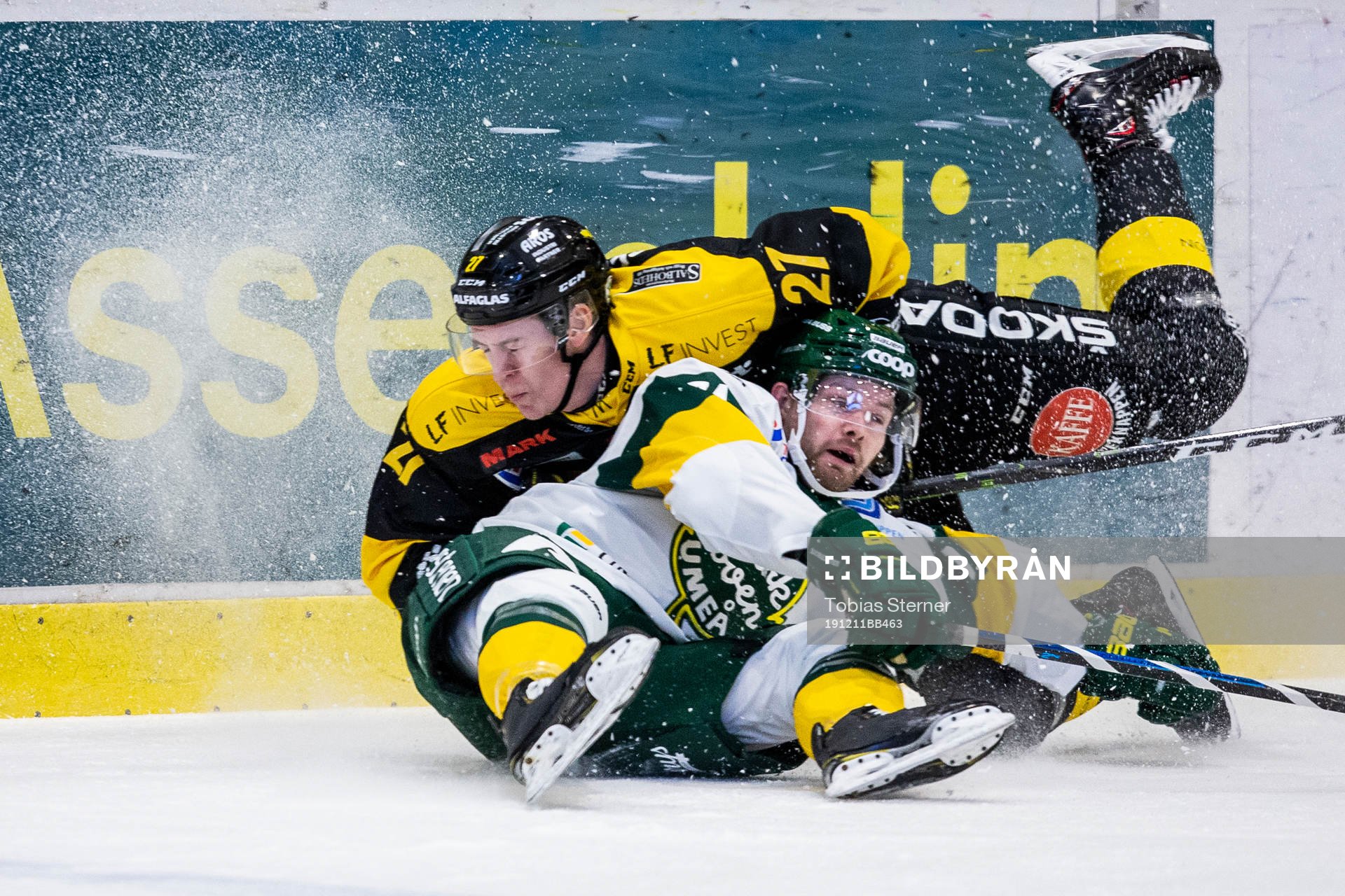 Västerås Sebastian Benker och Björklövens Zach Palmquist