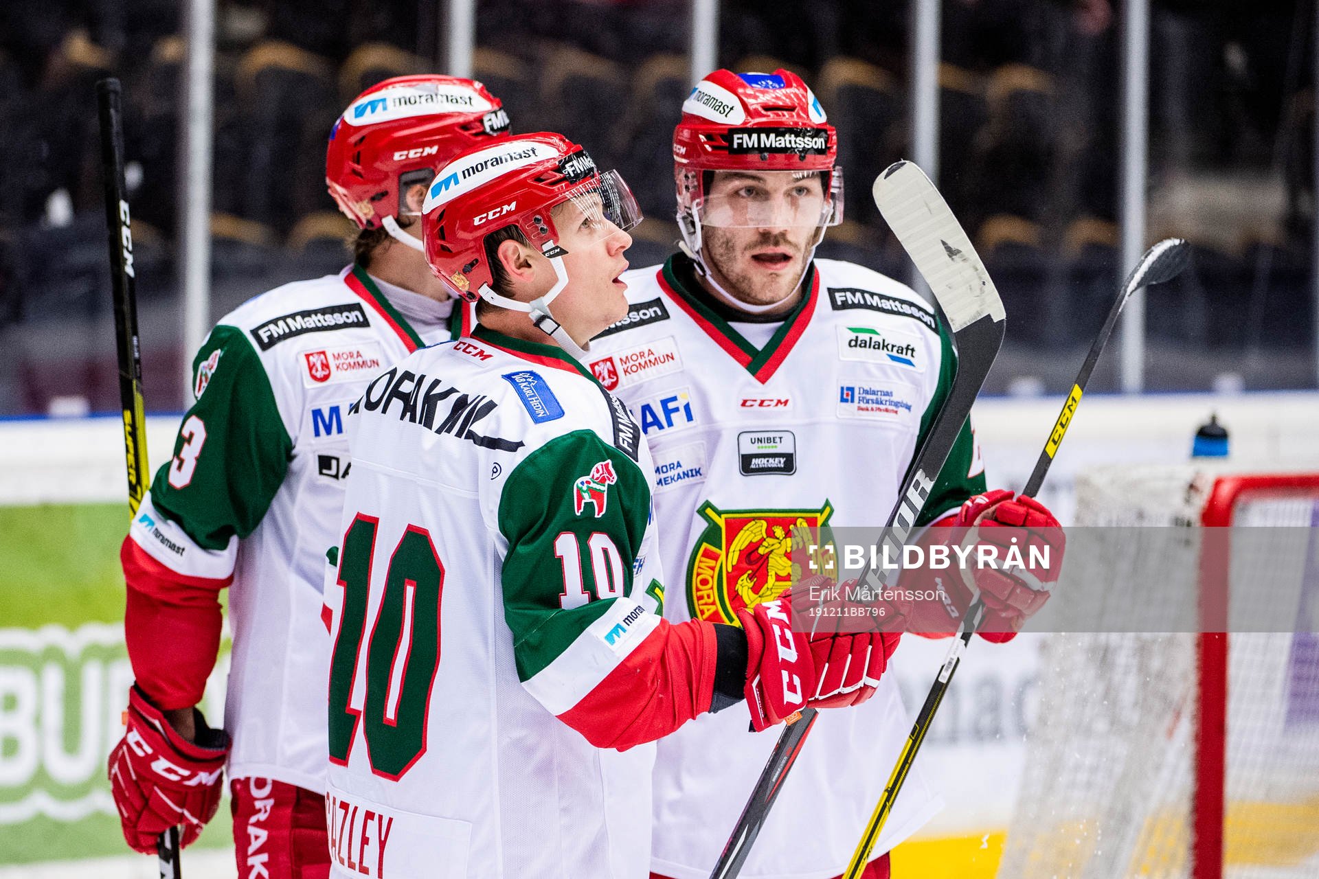 Moras Dustin Gazley och Johan Persson jublar