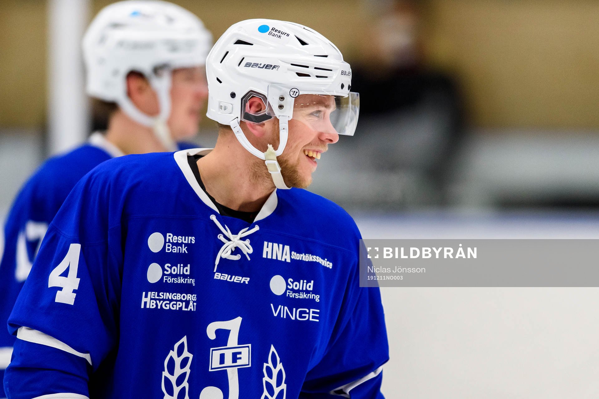 Jonstorps Anton Sjöstrand innan ishockeymatchen i