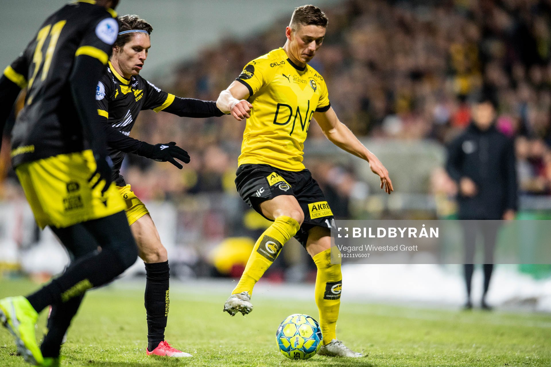Kasper Skaanes of Start and Fredrik Krogstad of Lillestrøm