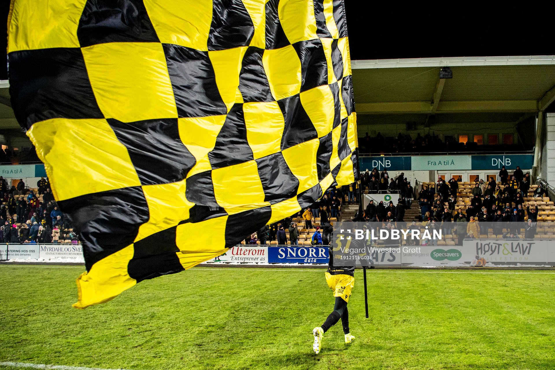 Damion Lowe of Start celebrates