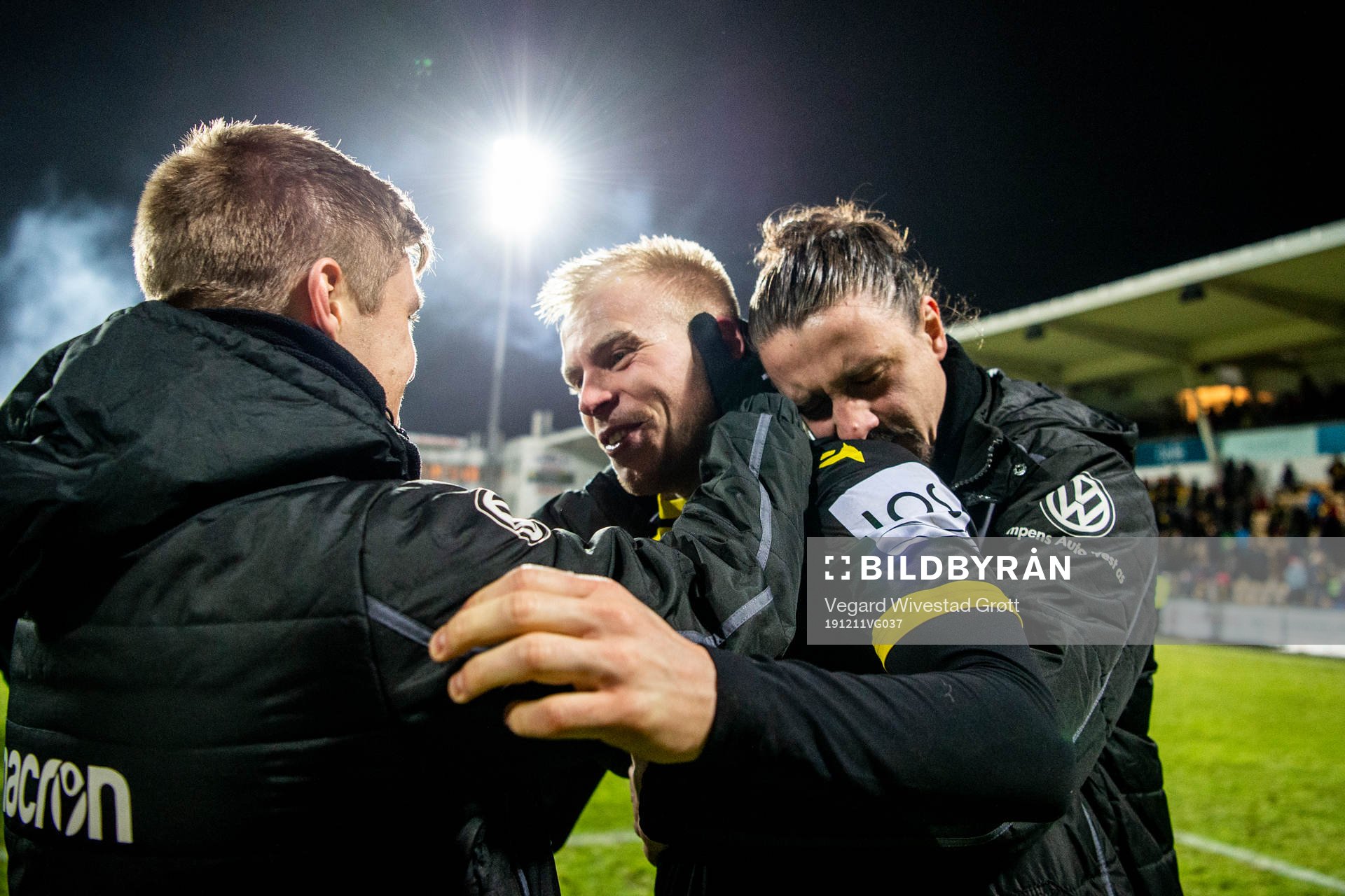 Martin Ramsland of Start celebrates after the Eliteserien playoff football match between Lillestrøm and Start on December 11, 2019 in Lillestrøm.