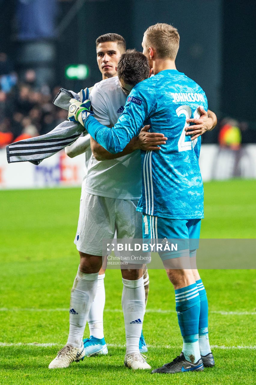 Sotirios Papagiannopoulos and goalkeeper Karl-Johan