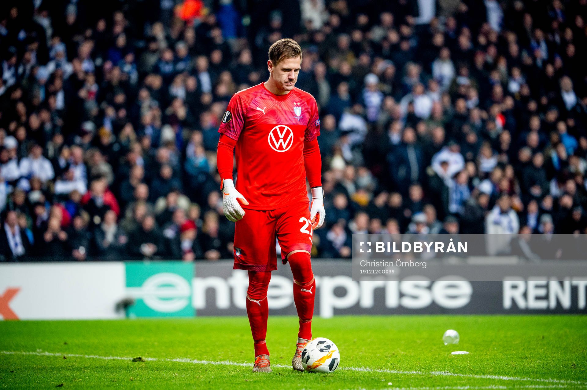 Goalkeeper Johan Dahlin of Malmö FF