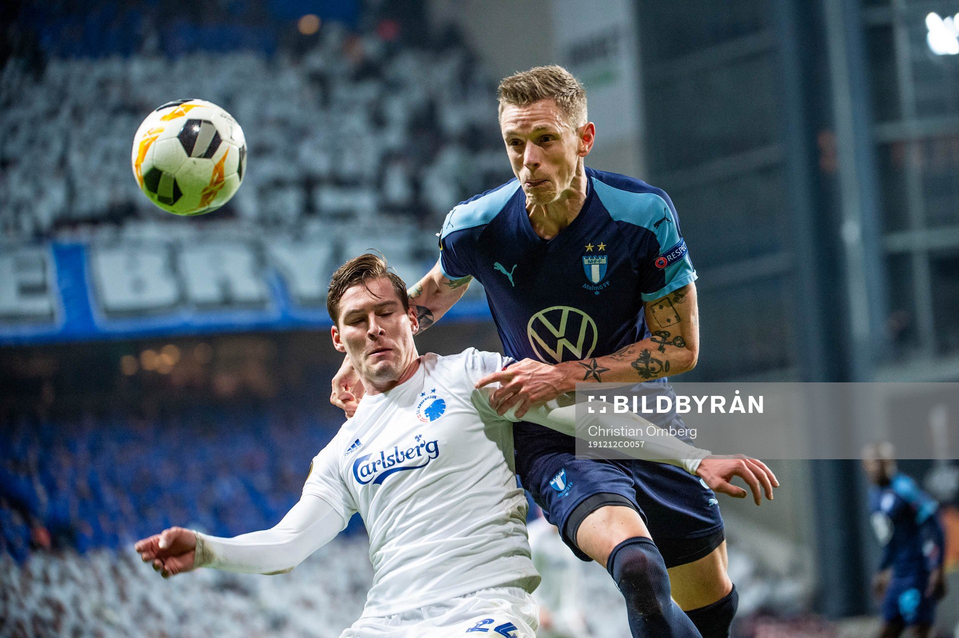 Robert Mudrazija of FC Köpenhamn and Sören Rieks of