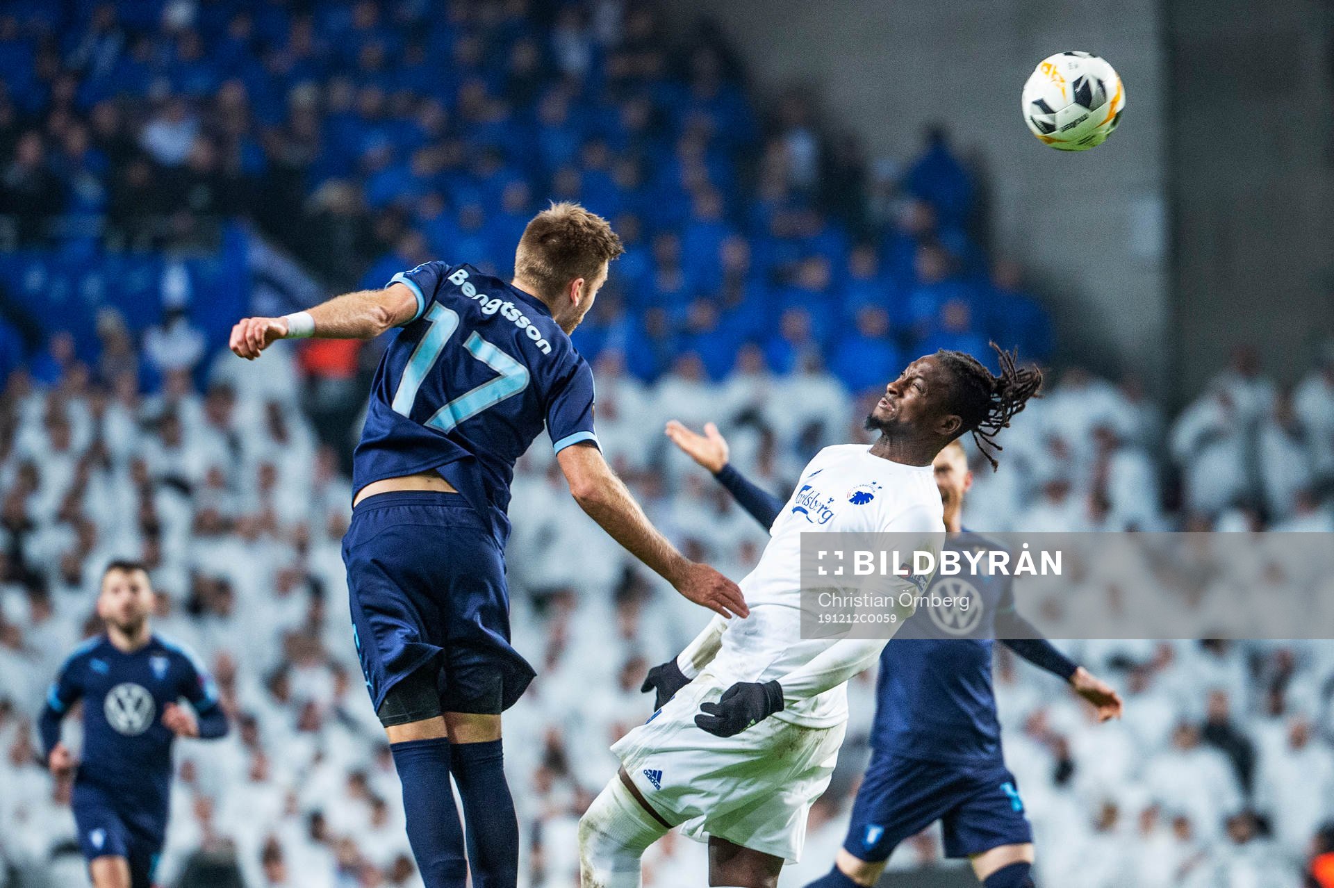 Rasmus Bengtsson of Malmö FF and Dame N'Doye of FC