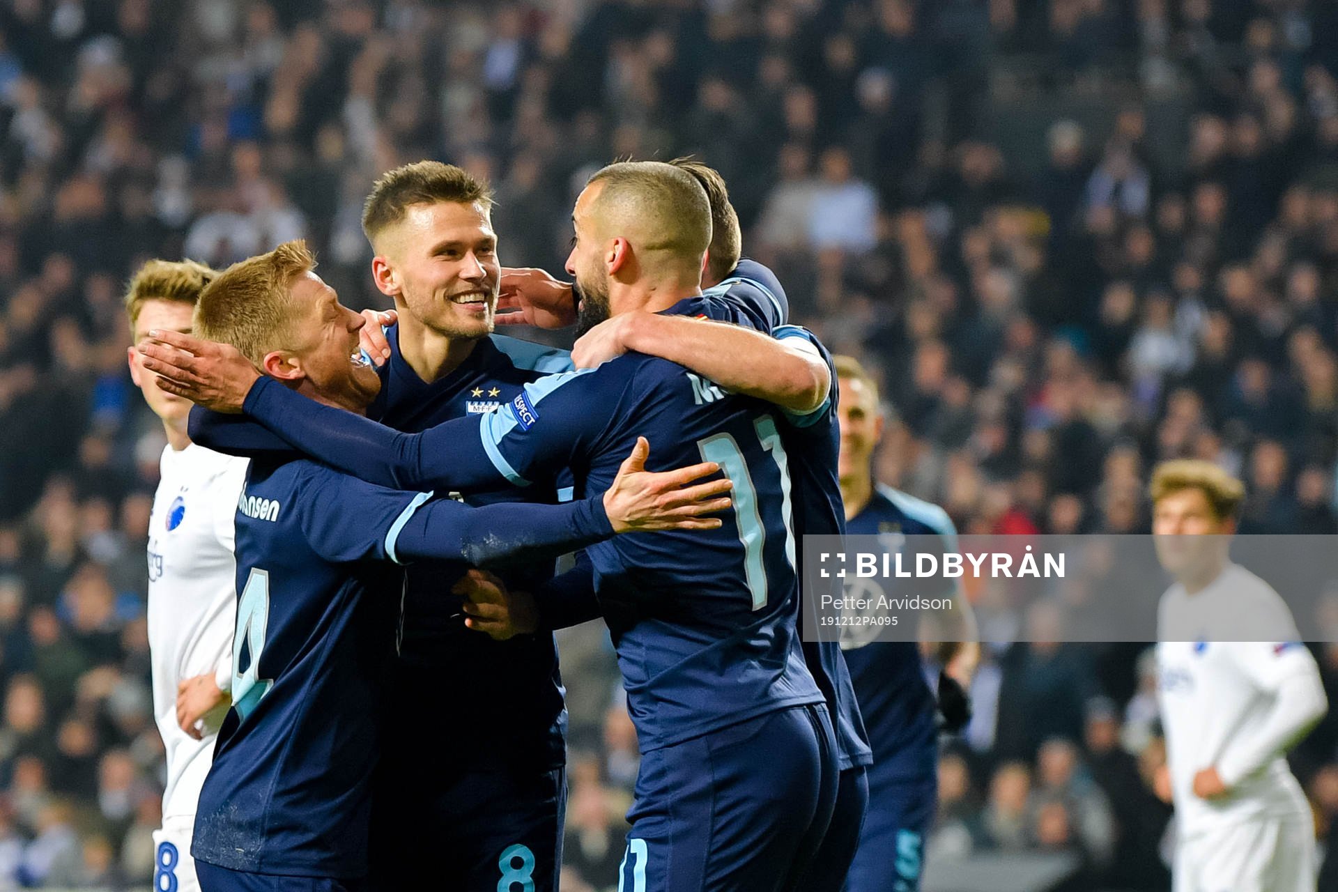 Arnor Traustason celebrates the 0-1 goal