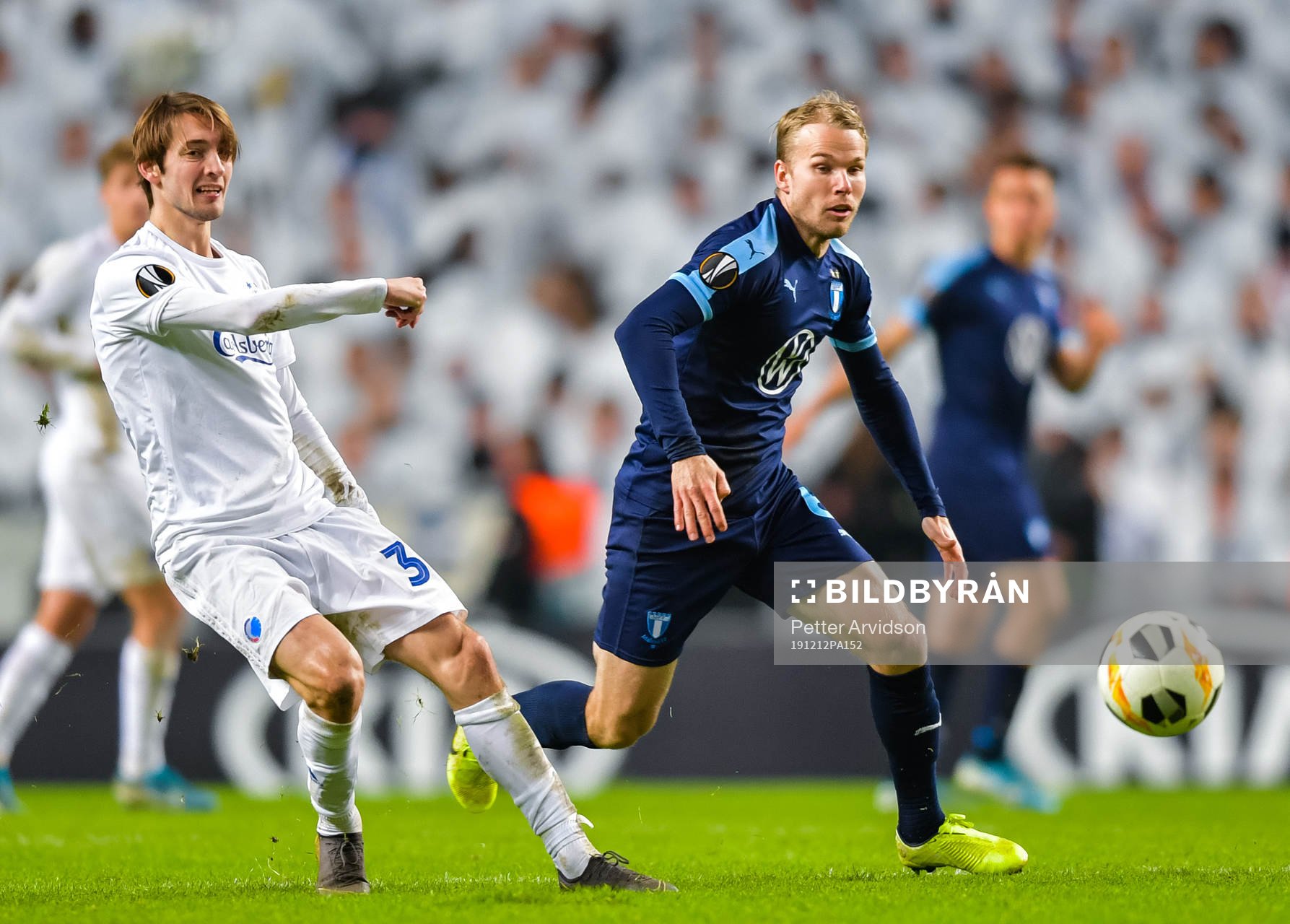 Rasmus Falk of FC Köpenhamn and Oscar Lewicki of Malmö FF