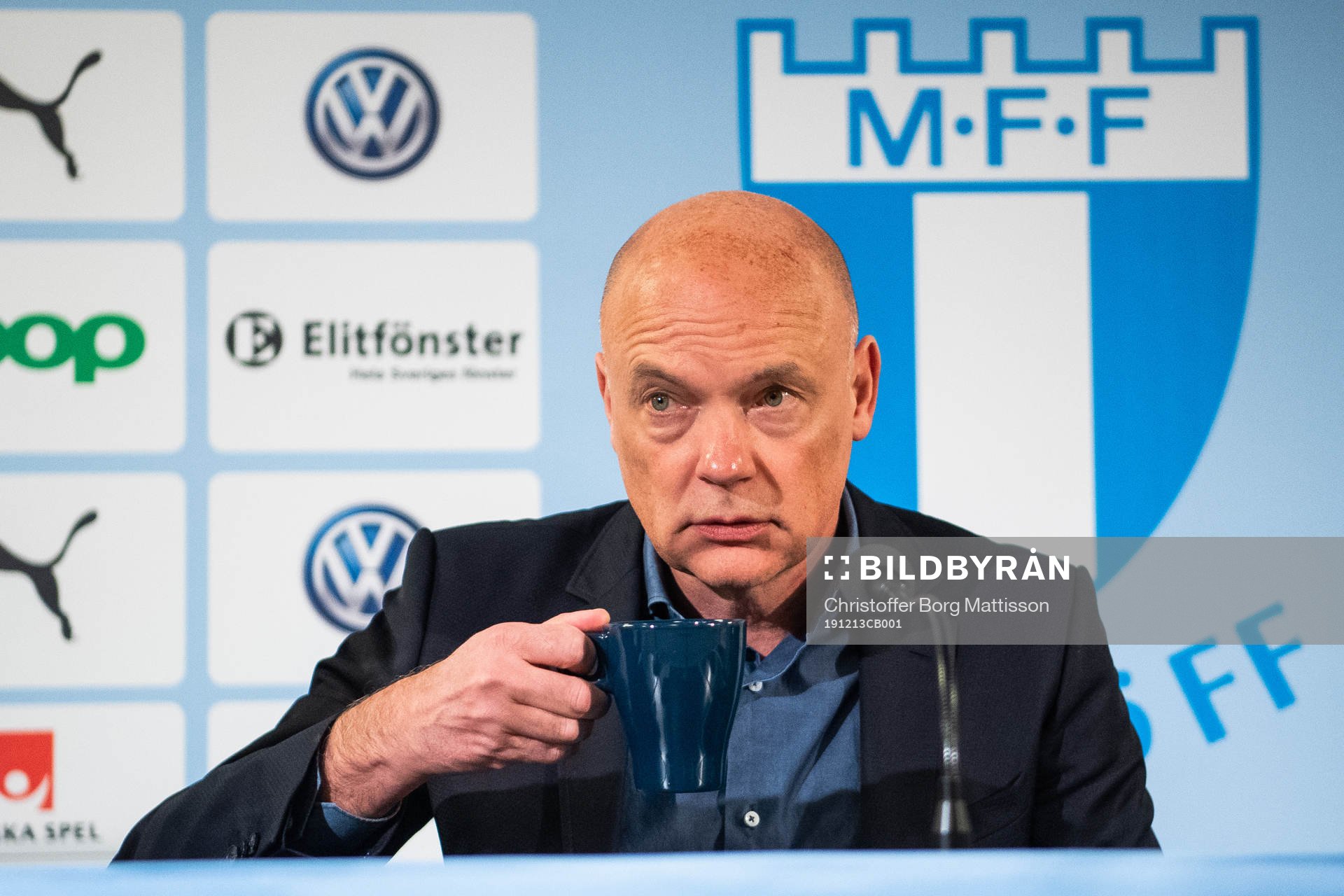 Tränare Uwe Rösler meddelar sin avgång