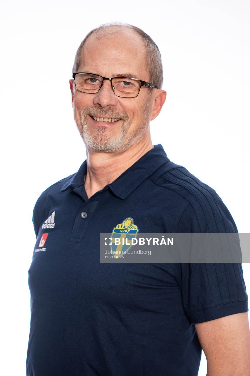 Lars-Christer Olsson från Svenska fotbollförbundets styrelse poserar för porträtt den 17 december 2019 i Stockholm.