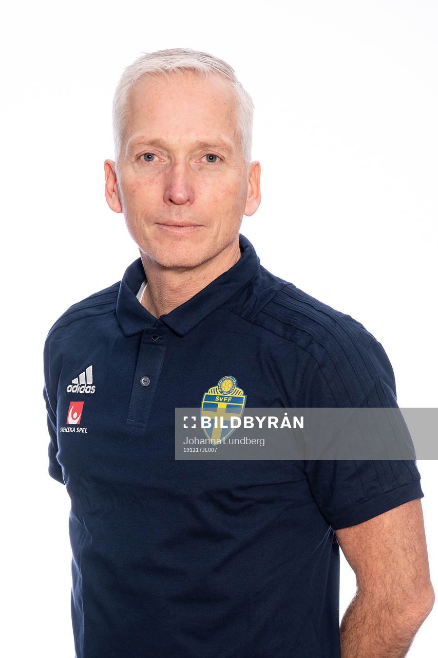 Håkan Sjöstrand från Svenska fotbollförbundets styrelse poserar för porträtt den 17 december 2019 i Stockholm.
