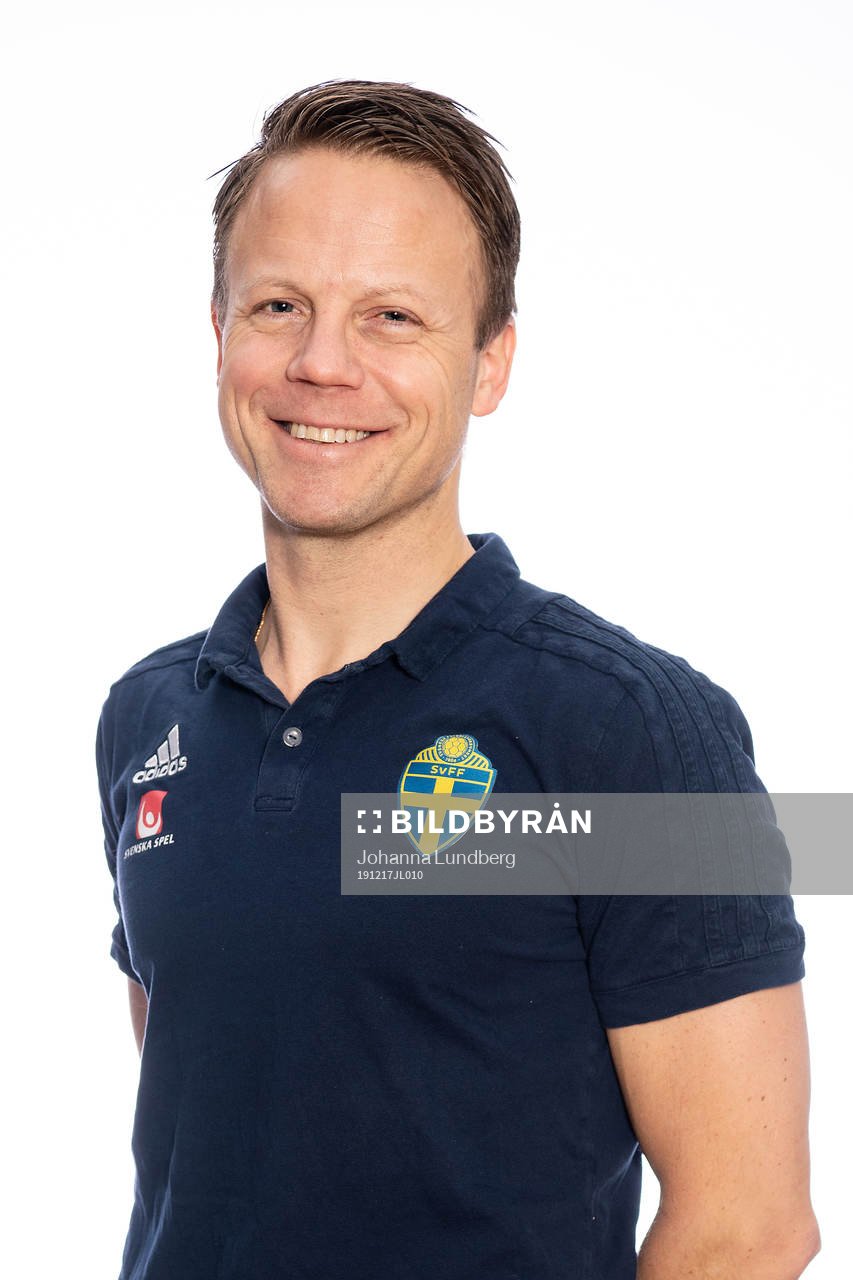 Anders Hübinette från Svenska fotbollförbundets styrelse poserar för porträtt den 17 december 2019 i Stockholm.