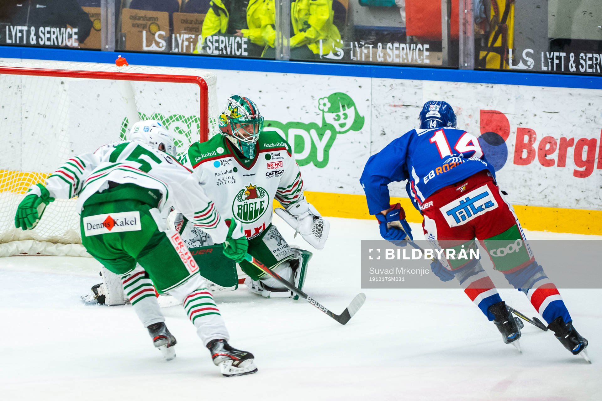 Oskarshamns Pontus Netterberg mot Rögles Simon Ryfors och