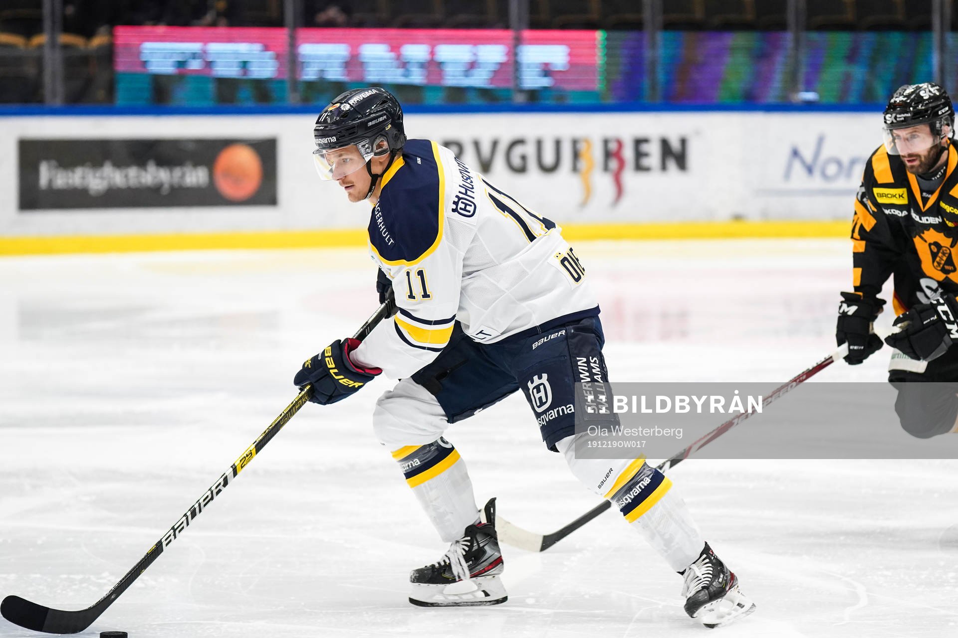 s Simon Önerud och Skellefteås Tom Pyatt