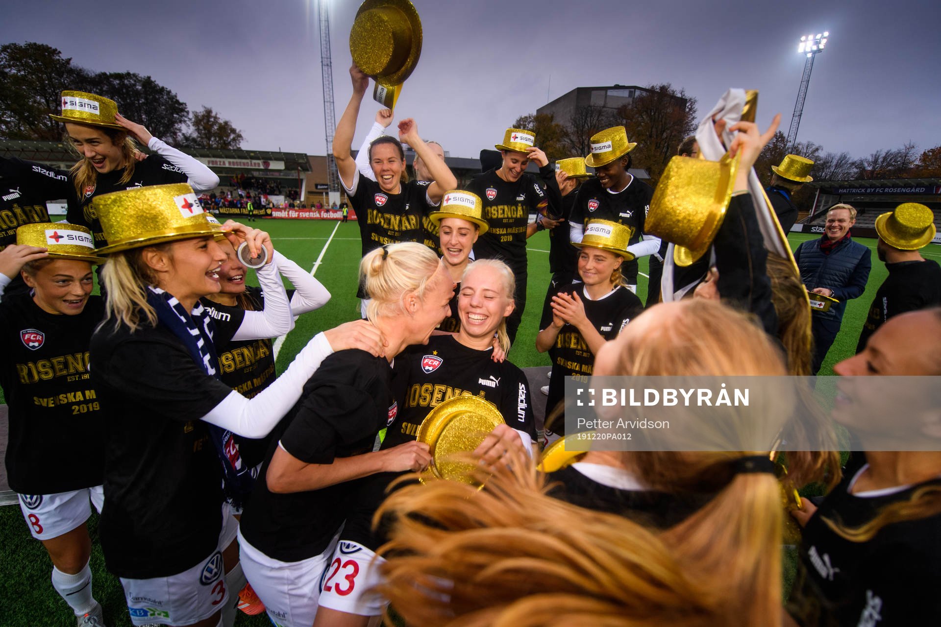 This picture is part of Bildbyrån’s selection of the 100 best sports photos from 2019. Originally published 20191020 Rosengård’s players with Caroline Seger and Sofie Svava celebrate their win of the Swedish women’s premier football league during the Damallsvenskan football match between Rosengård and Vittsjö on October 20, 2019 in Malmö, Sweden.