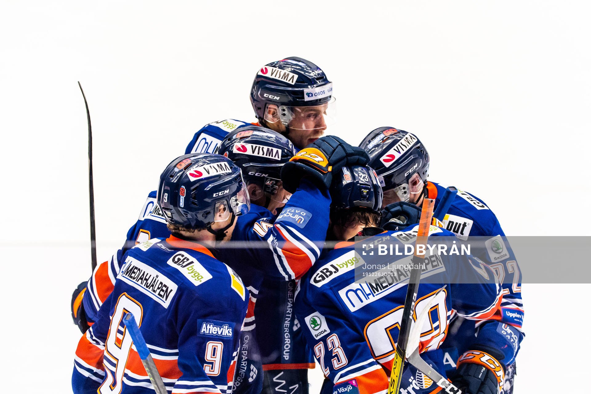 Växjös Roman Horak jublar med lagkamrater