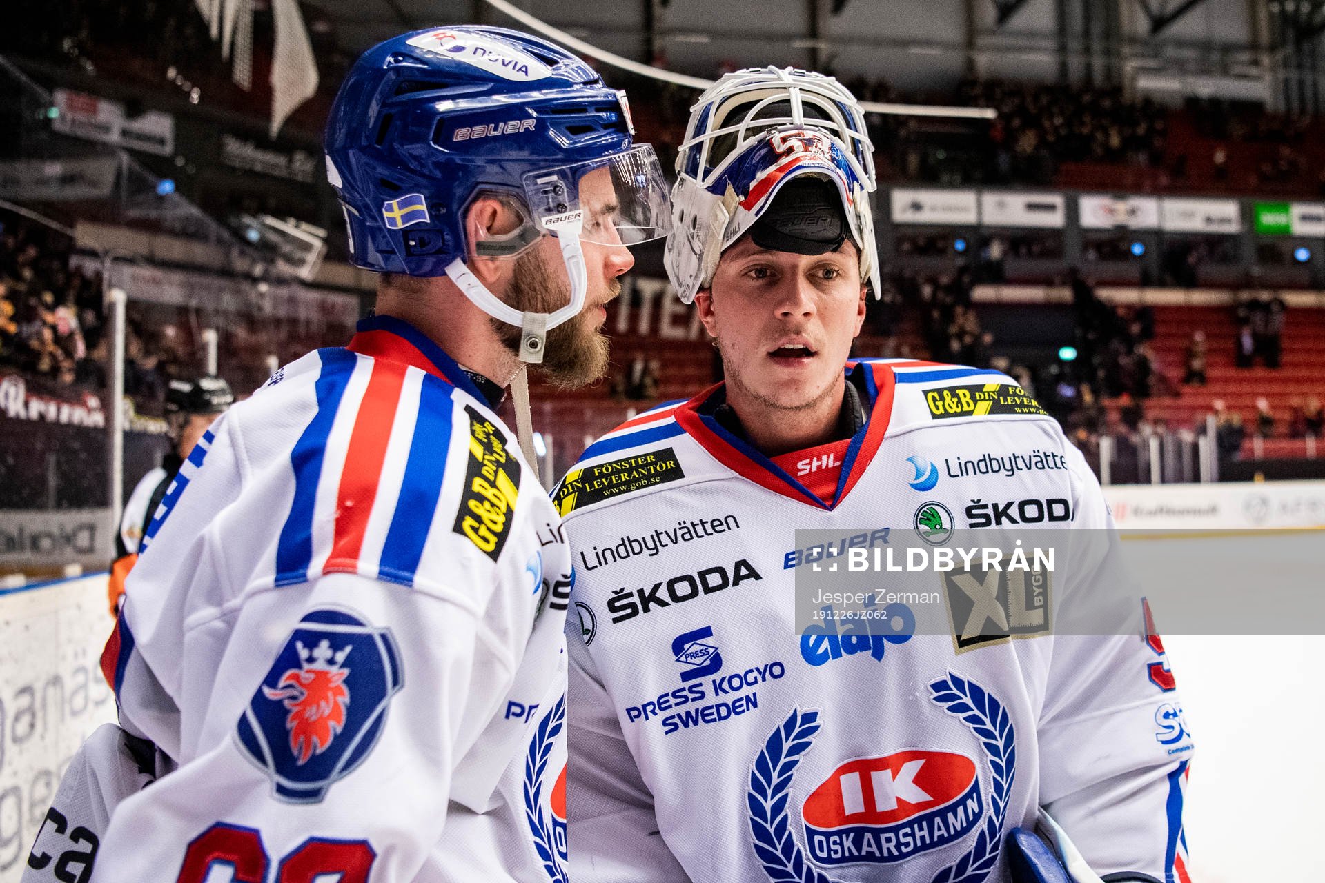 Oskarshamns Robin Söderqvist och målvakt Fredrik