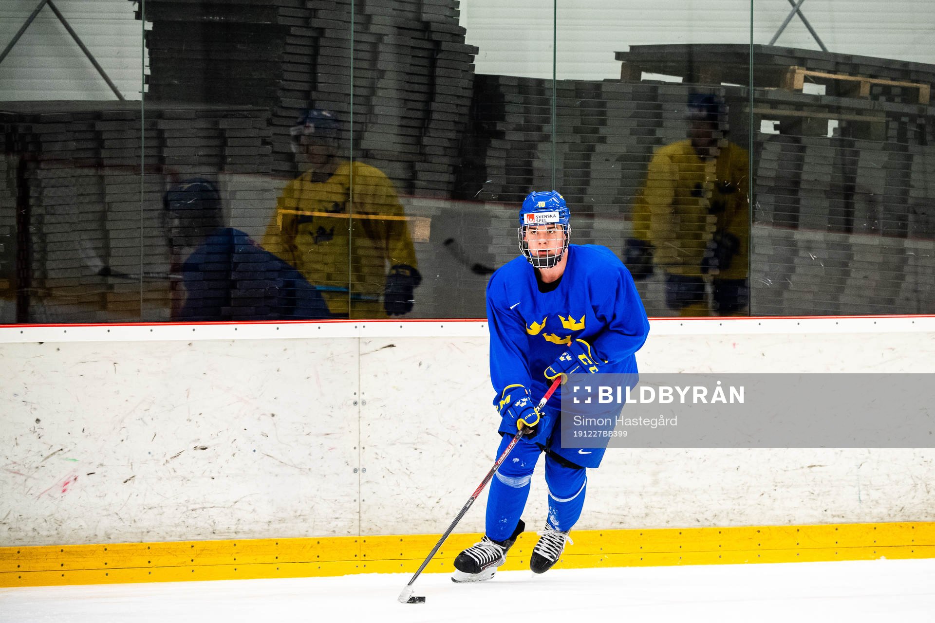 Alexander Holtz of Sweden