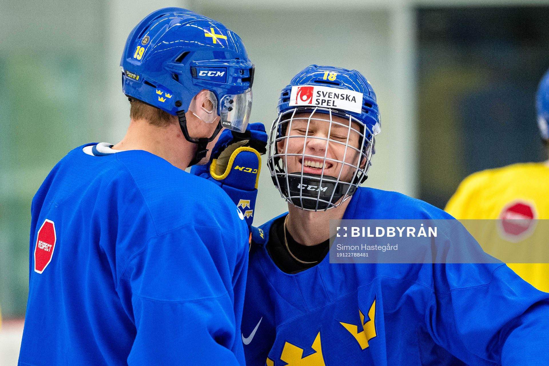 David Gustafsson and Lucas Raymond of Sweden
