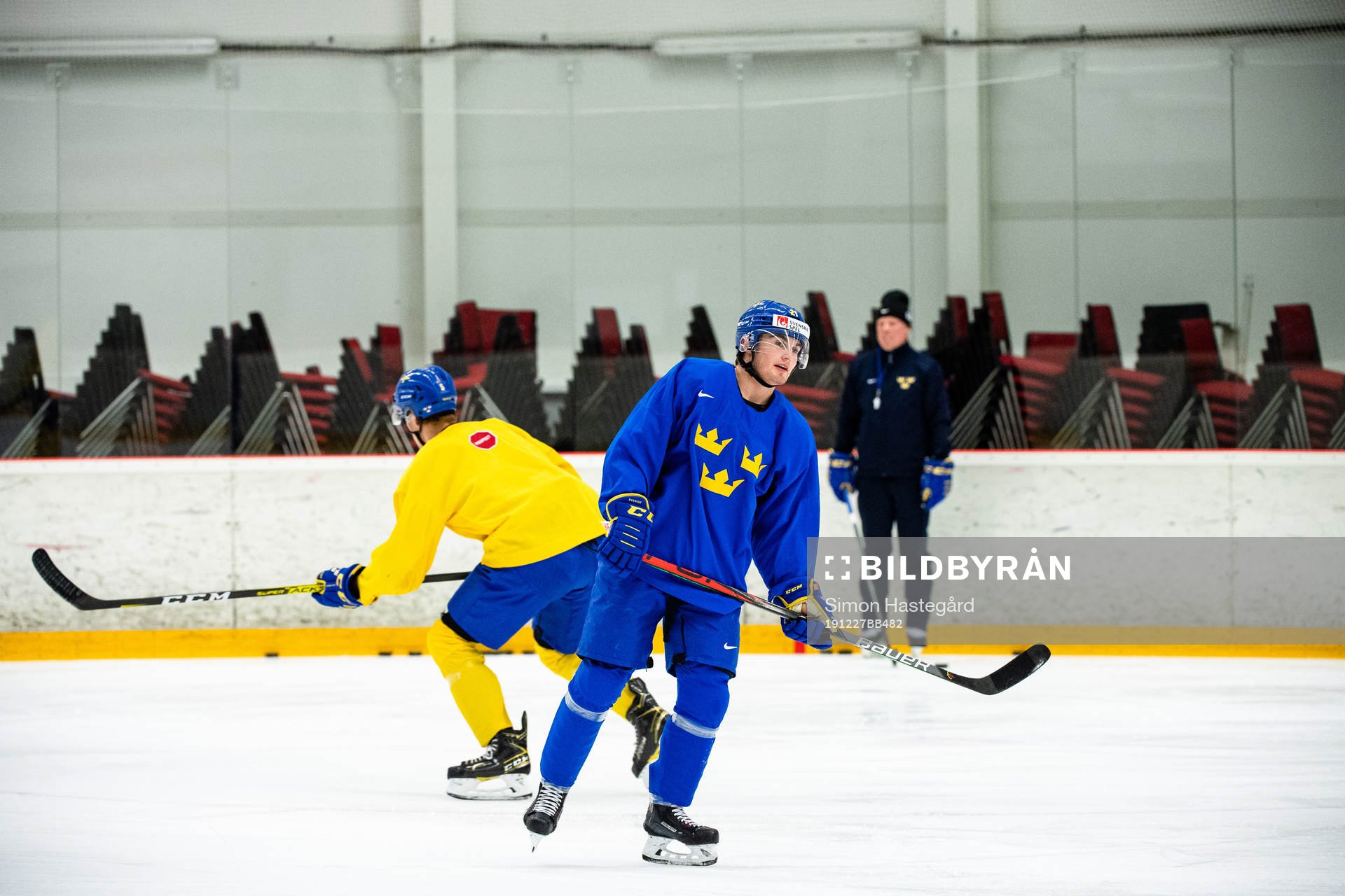 Nils Höglander of Sweden