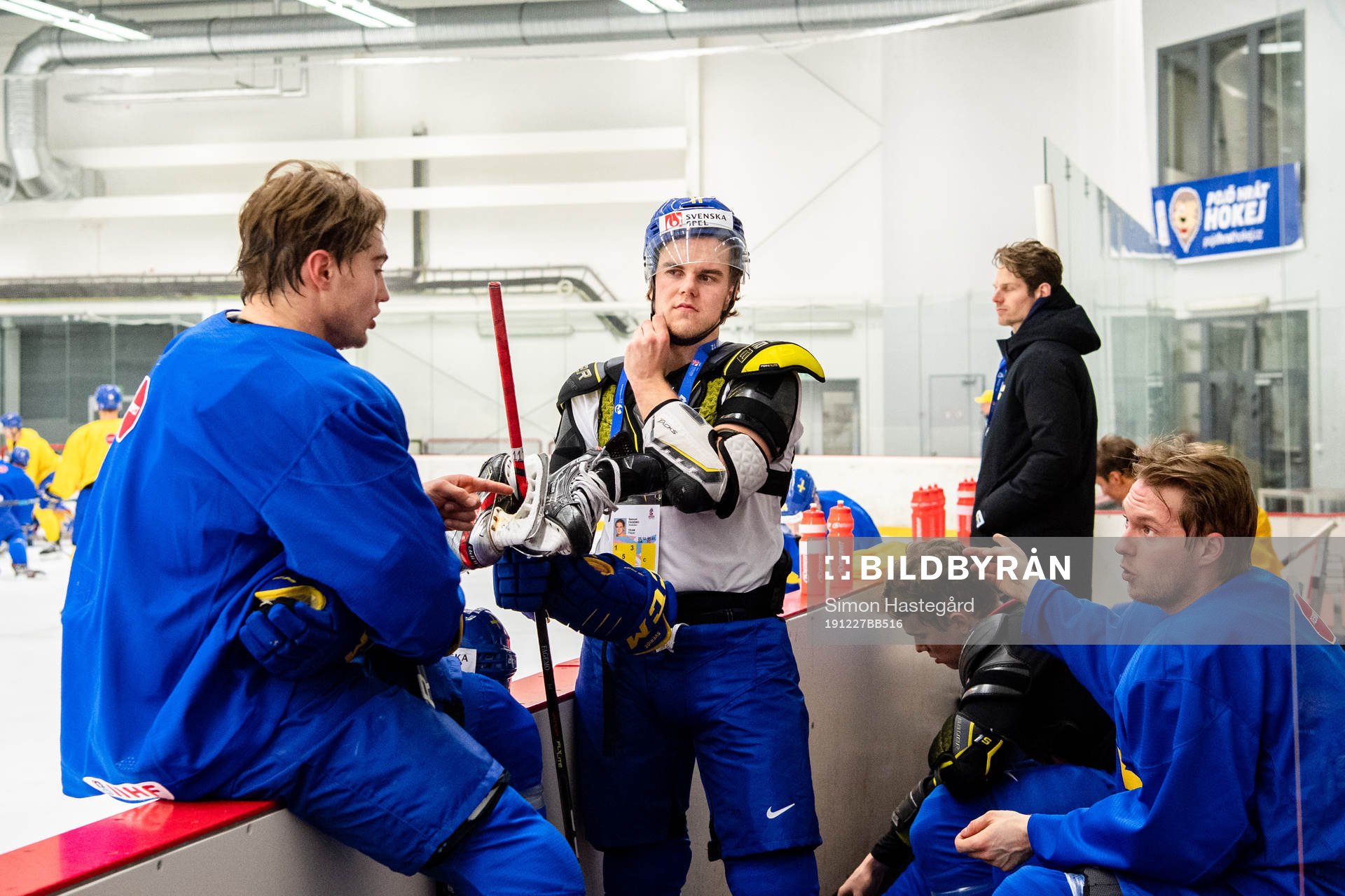 Nils Höglander, Samuel Fagemo and Rasmus Sandin of Sweden