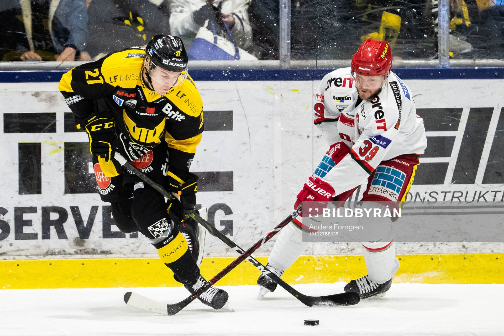Västerås Sebastian Benker och Modos Tobias Enström