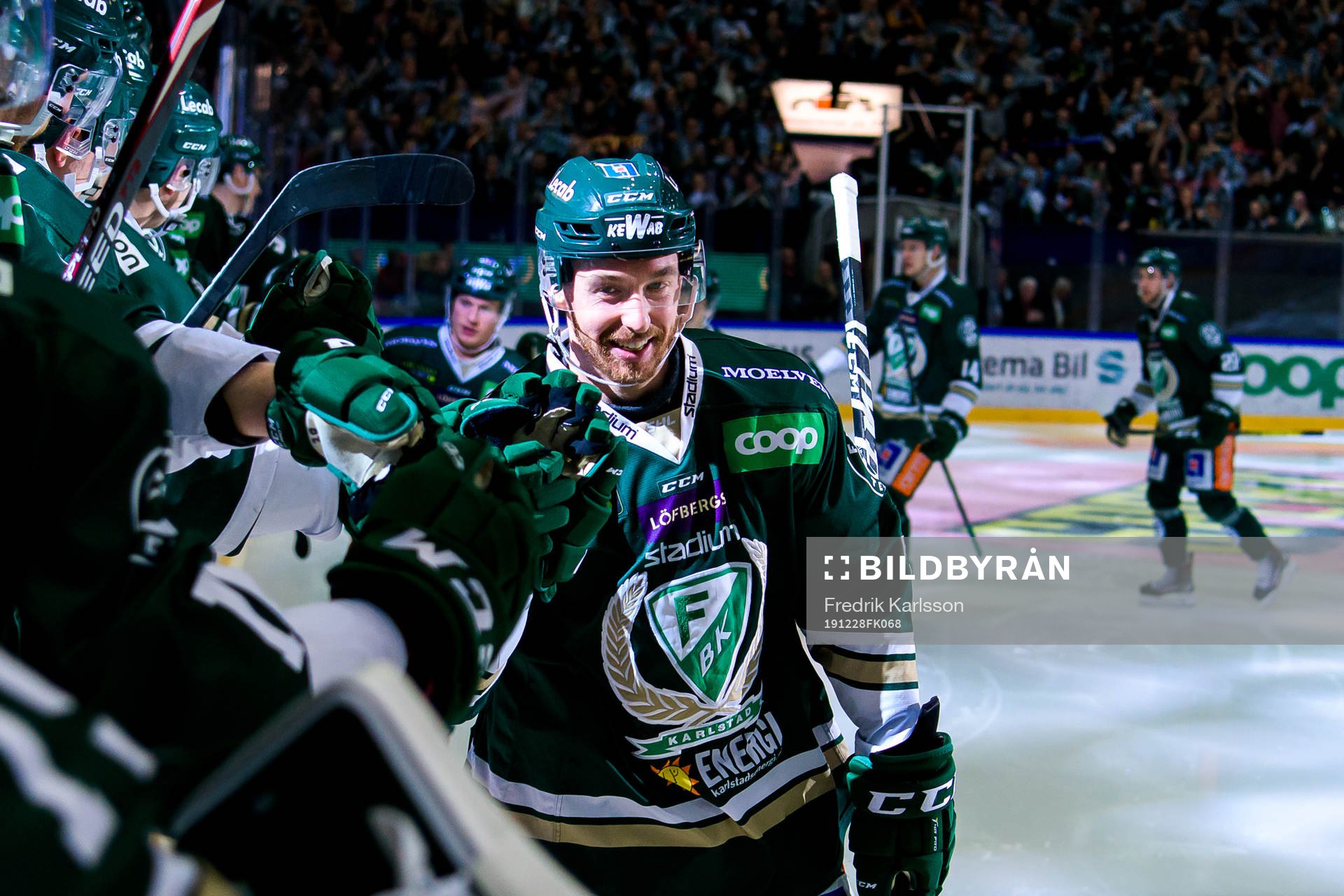 Färjestads Jonathon Blum jublar