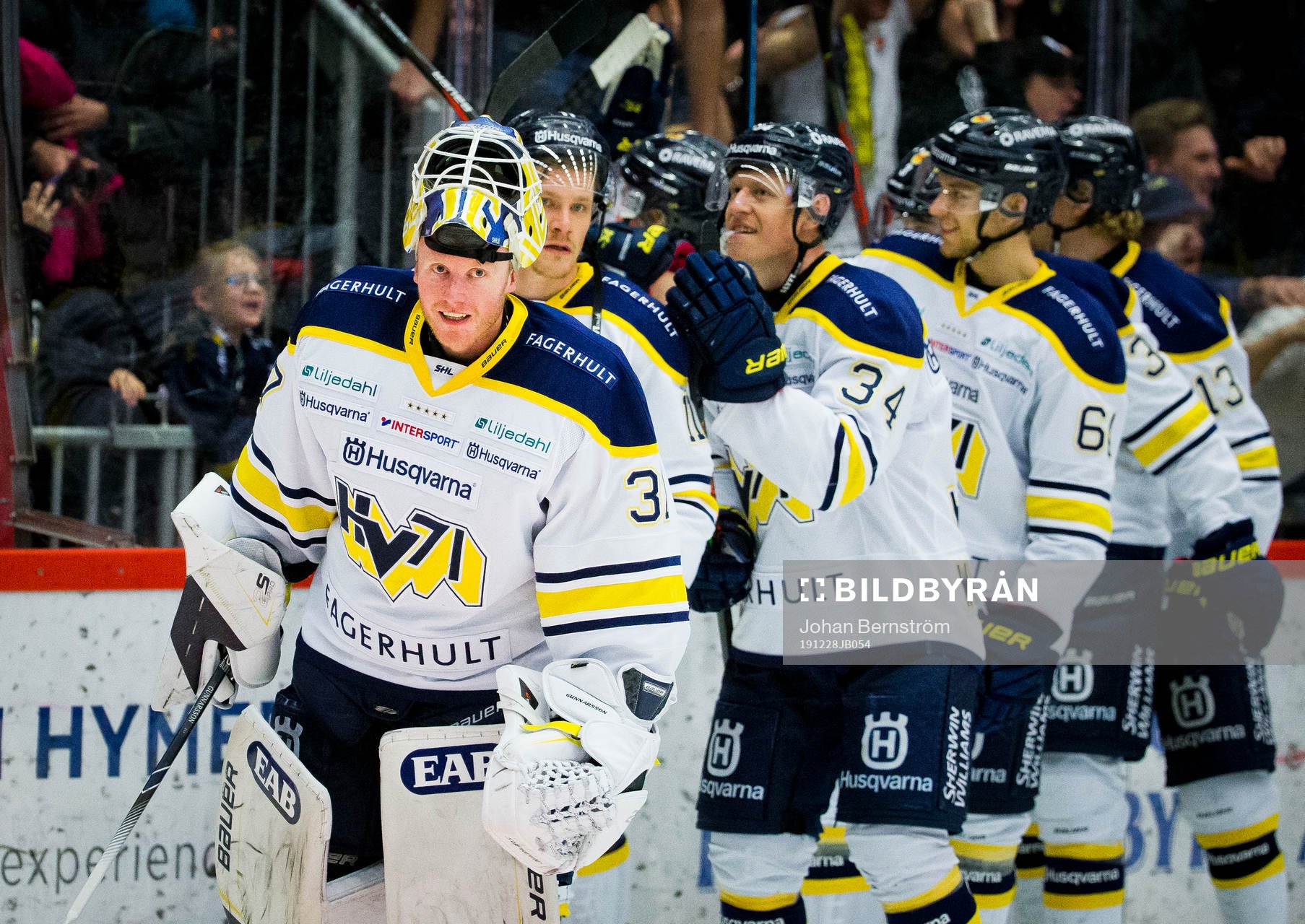 s målvakt Jonas Gunnarsson är glad