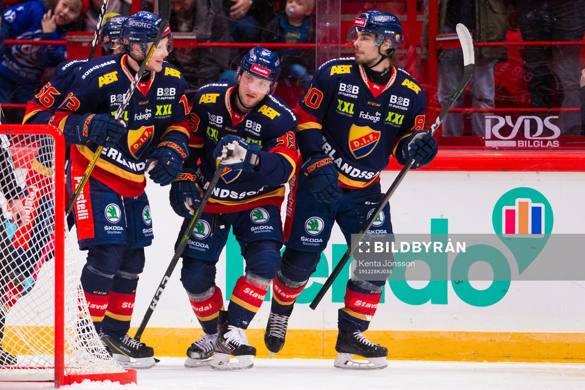 Djurgårdens Linus Hultström jublar