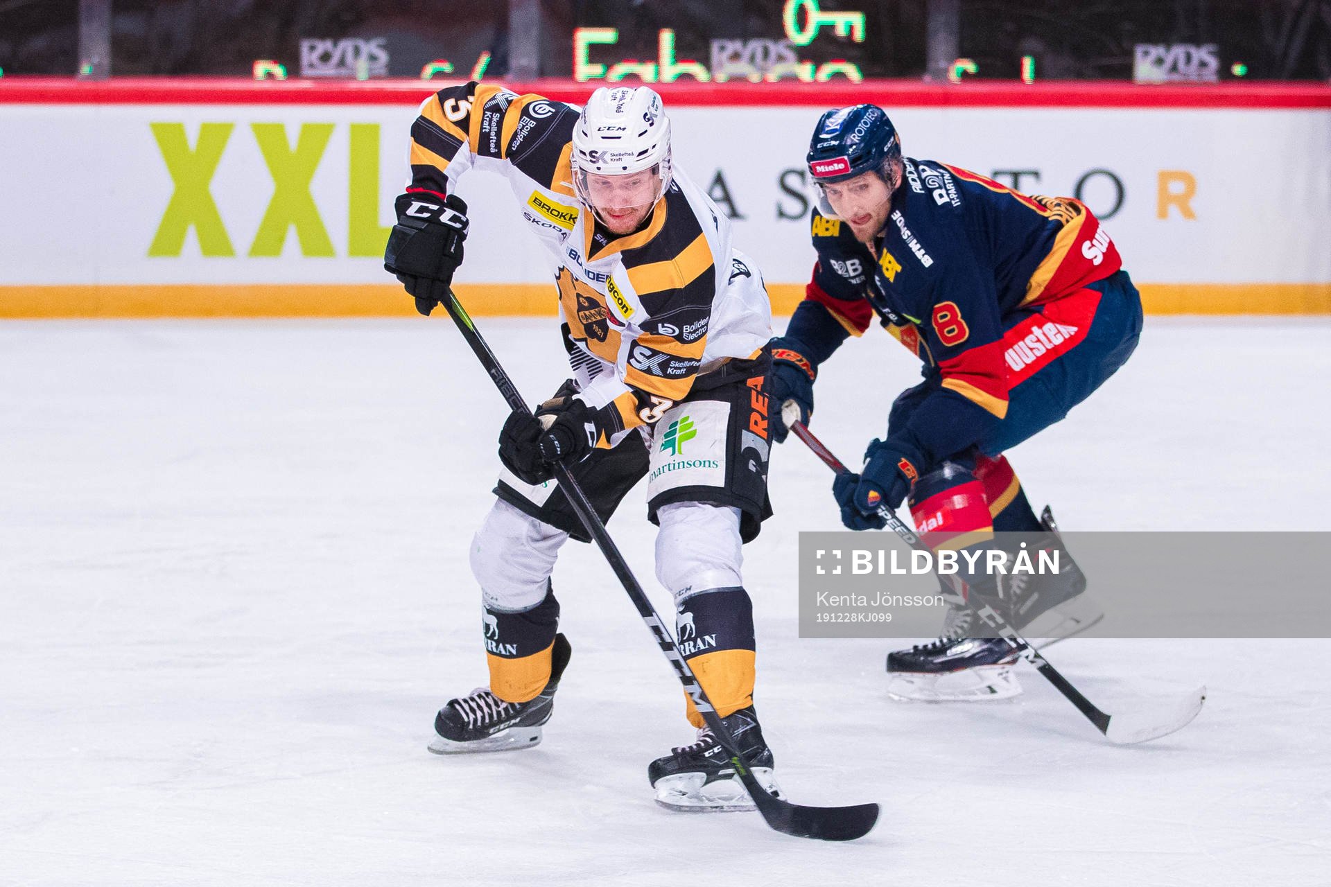 Skellefteås Niclas Burström och Djurgårdens Anton Hedman