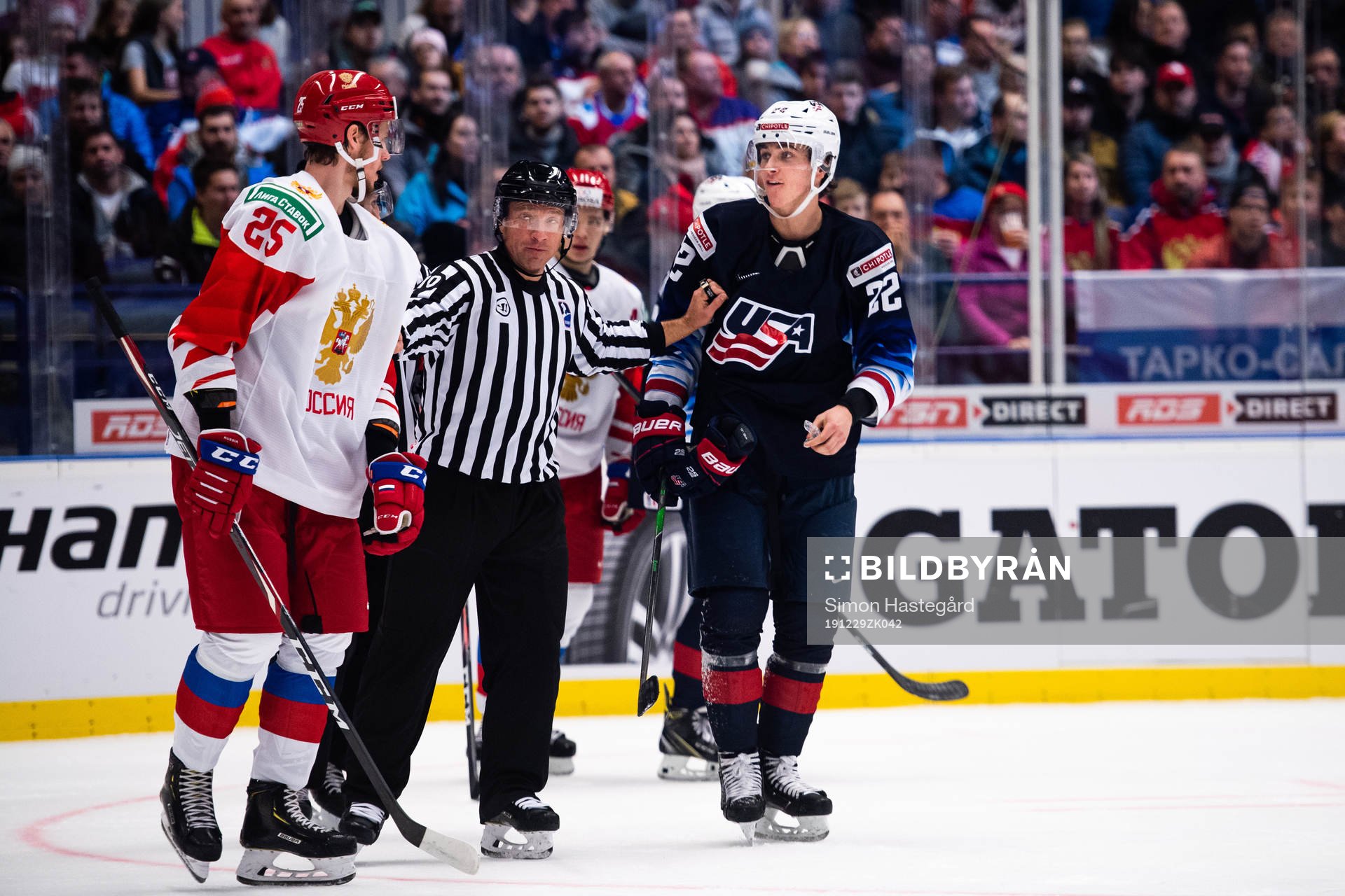 Danil Misyul of Russia and Shane Pinto of USA
