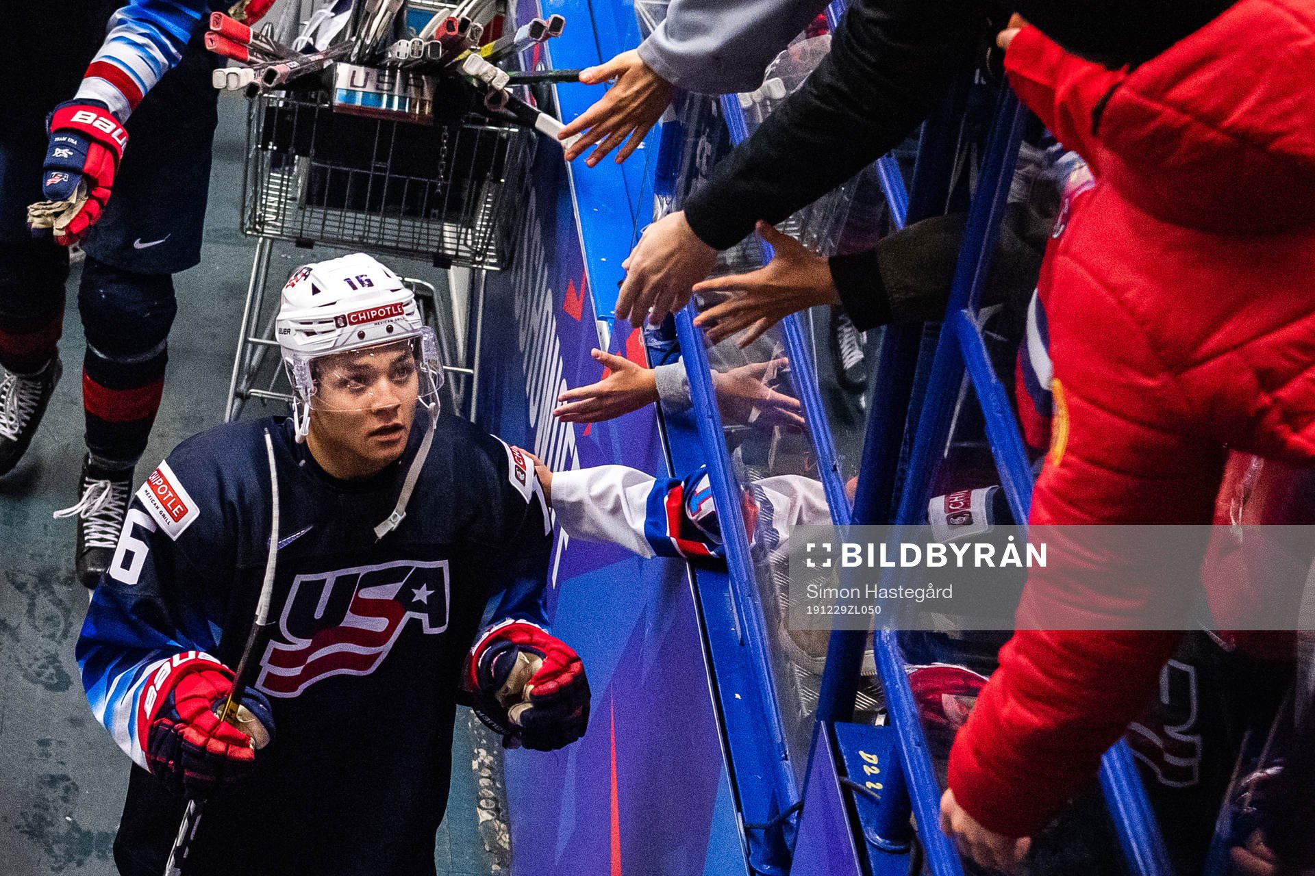 Nicholas Robertson of USA greets with fans