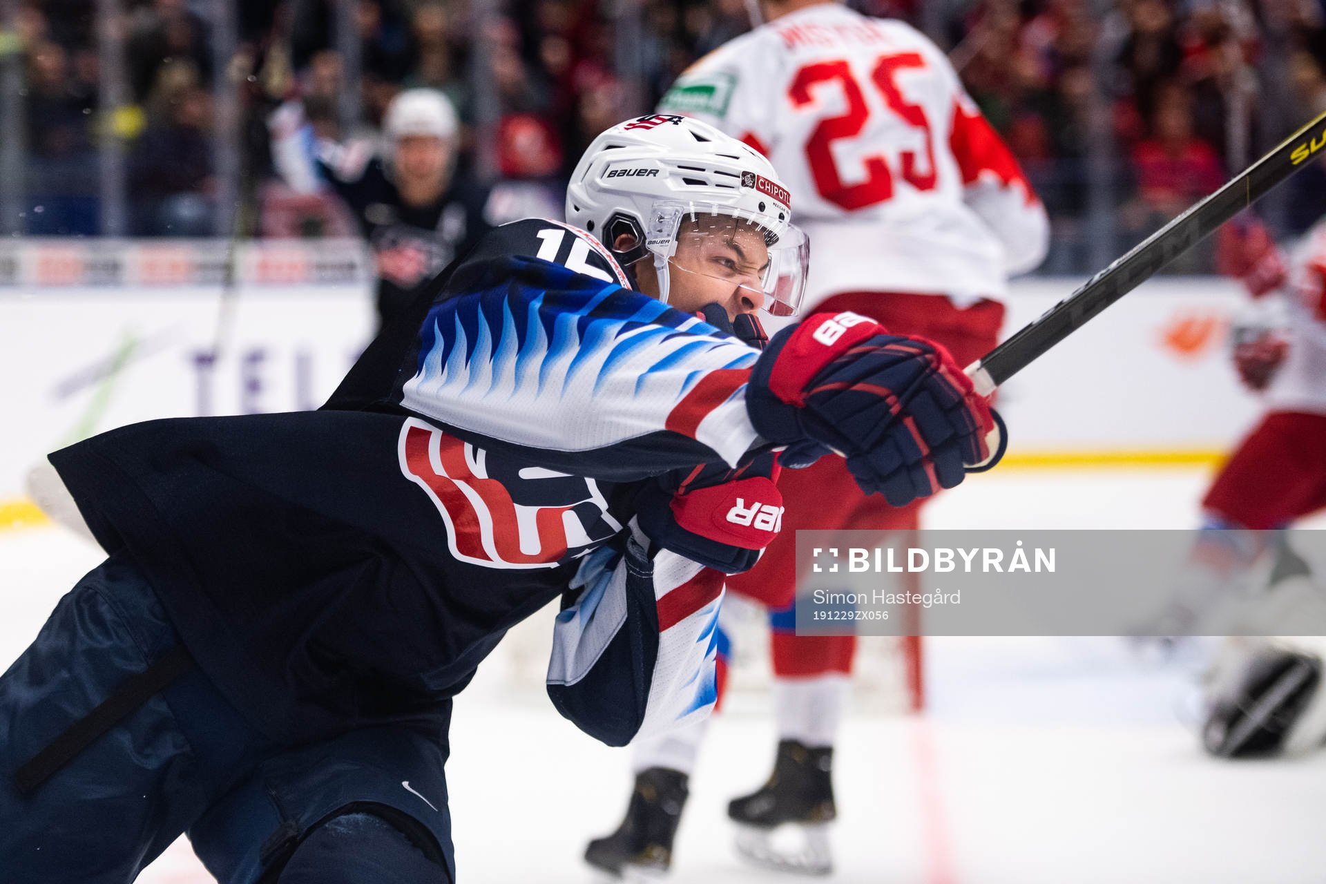 Nicholas Robertson of USA celebrates the 2-0 goal