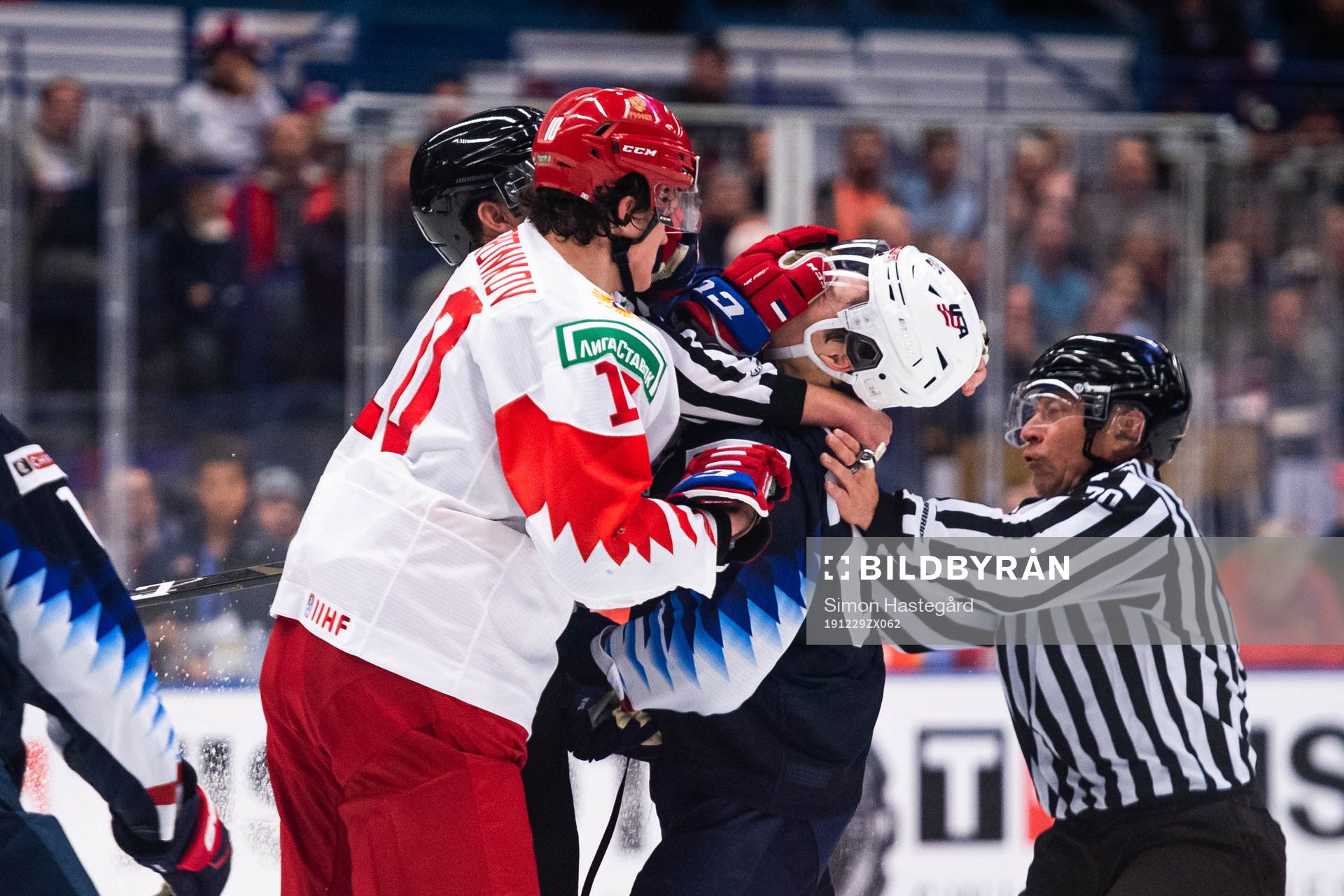 Dmitri Voronkov of Russia fights Parker Ford of USA