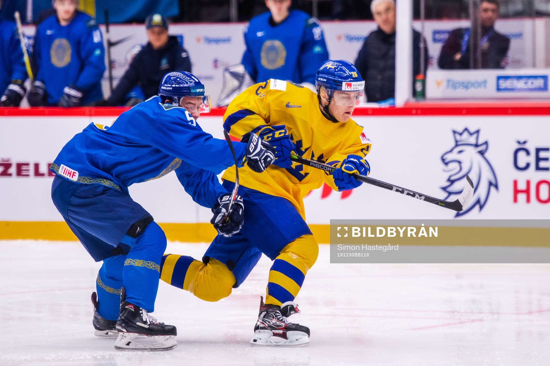 Oleg Boiko of Kazakhstan and Jonatan Berggren of Sweden