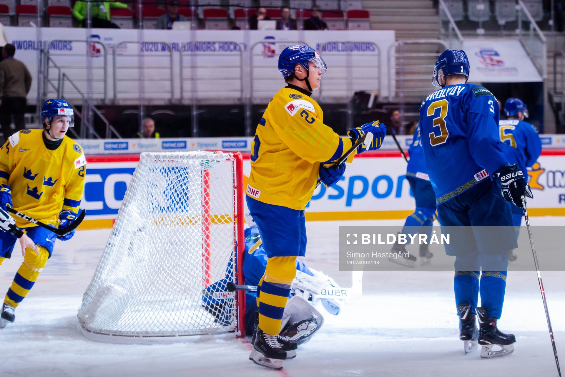 Linus Öberg of Sweden celebrates