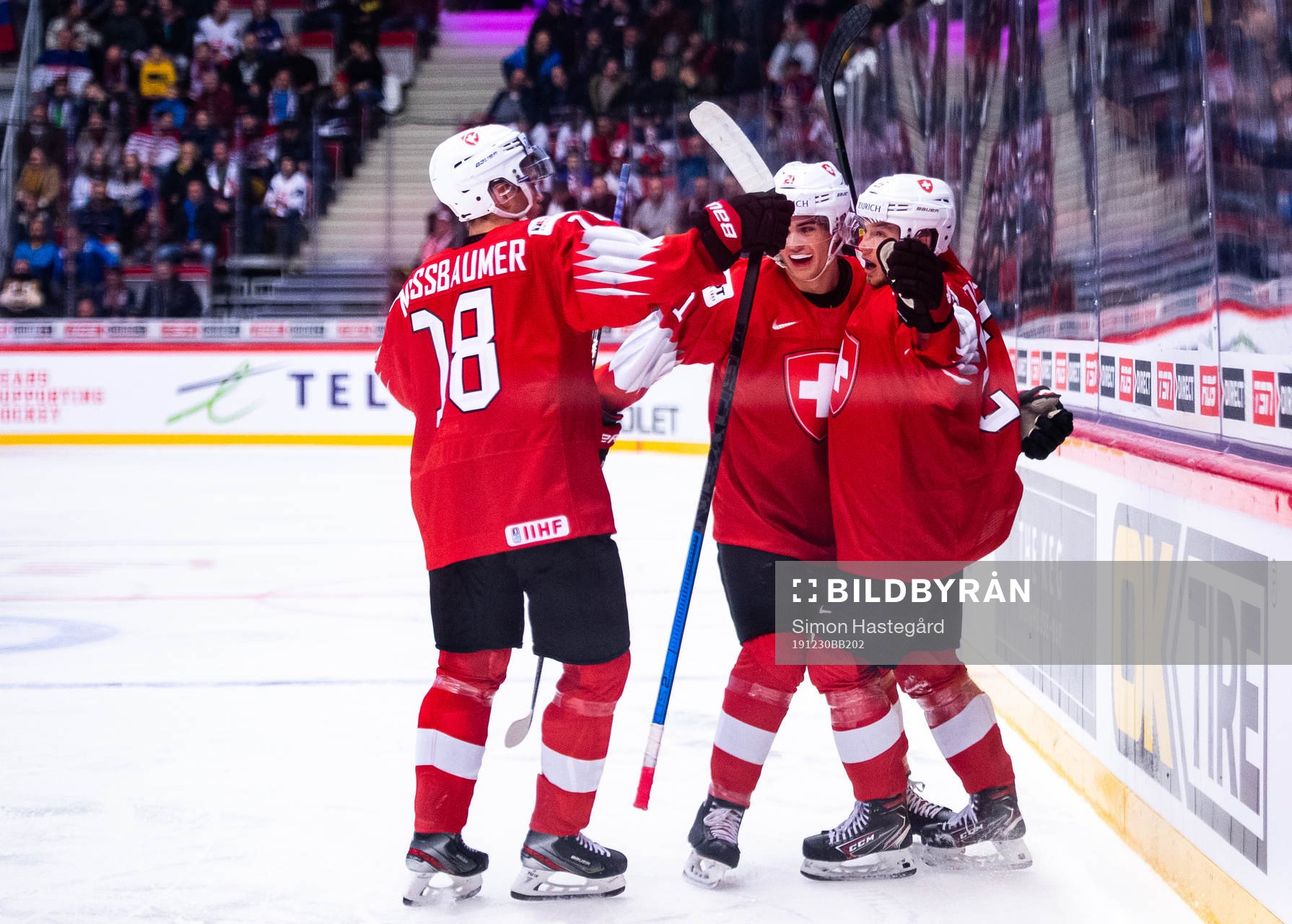 Gilian Kohler of Switzerland celebrates the 0-1 goal with