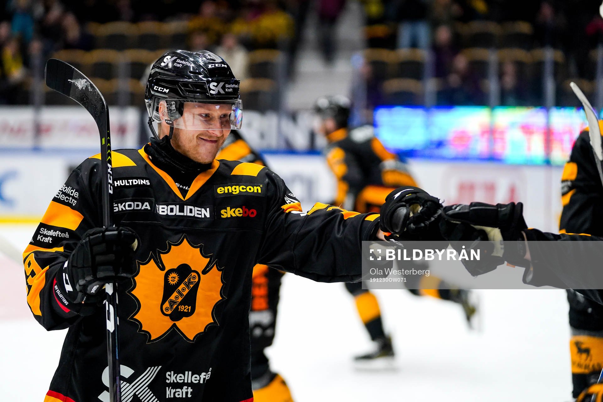 Skellefteås Tuomas Kiiskinen  jublar