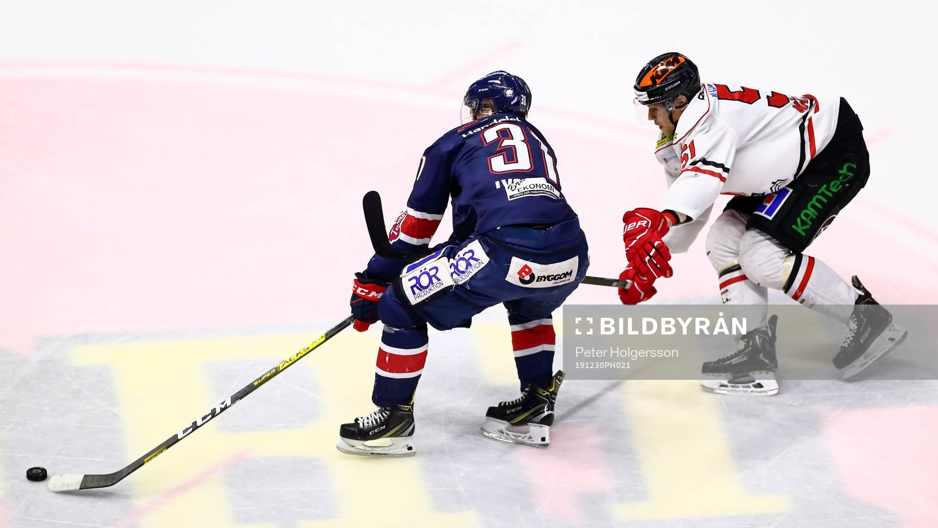 Örebros Kristian Näkyvä hakar Linköpings Olle Lycksell