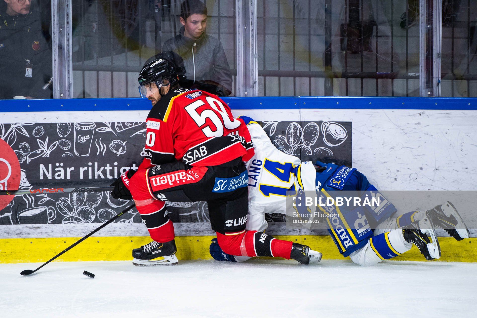 Luleås Daniel Sondell och Leksands Oskar Lang
