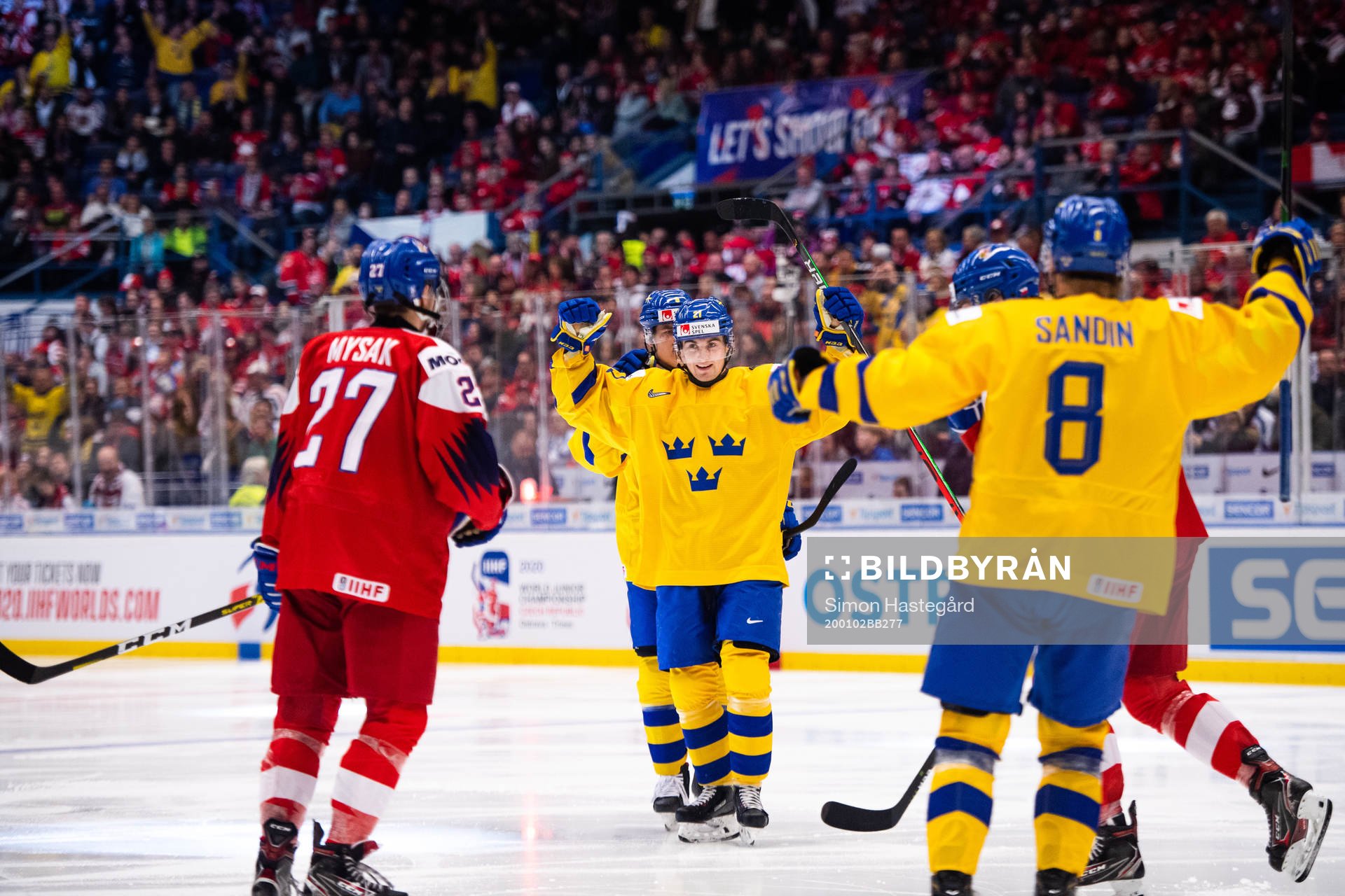 Nils Höglander of Sweden celebrates the 3-0 goal