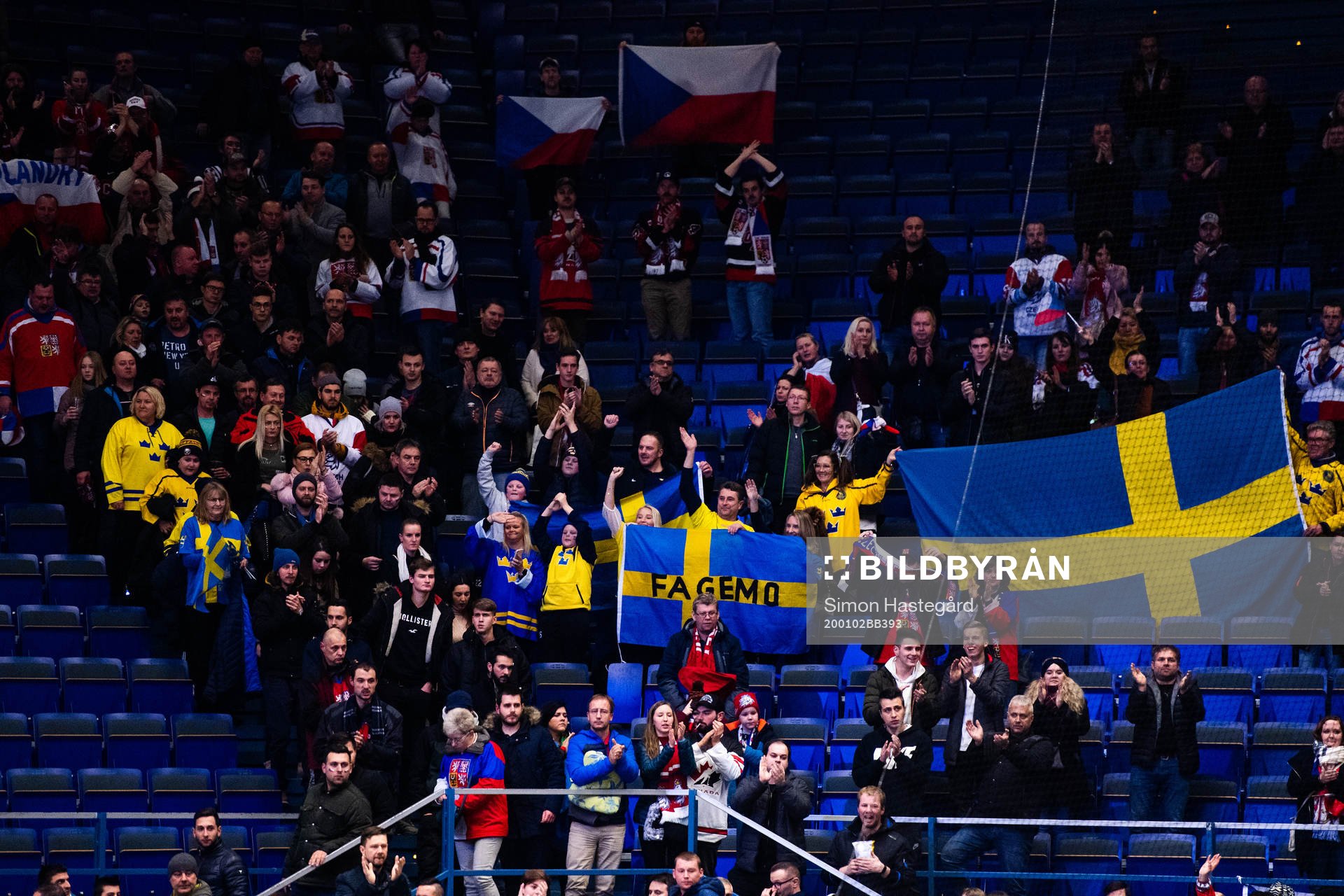 Fans of Sweden celebrate